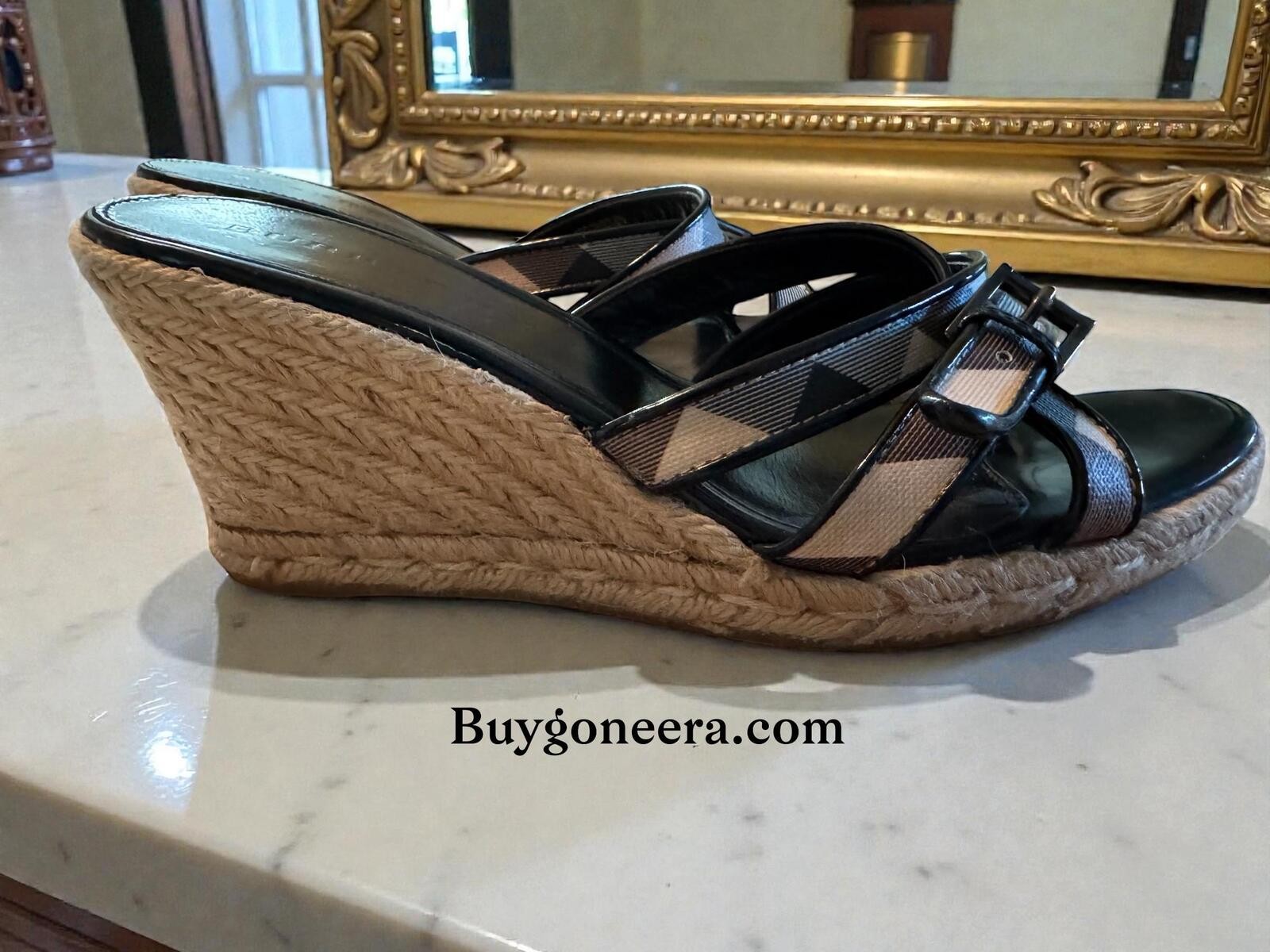 Designer Burberry Nova Check Espadrille Wedge Sandalls ~ EUC ~ Size 39