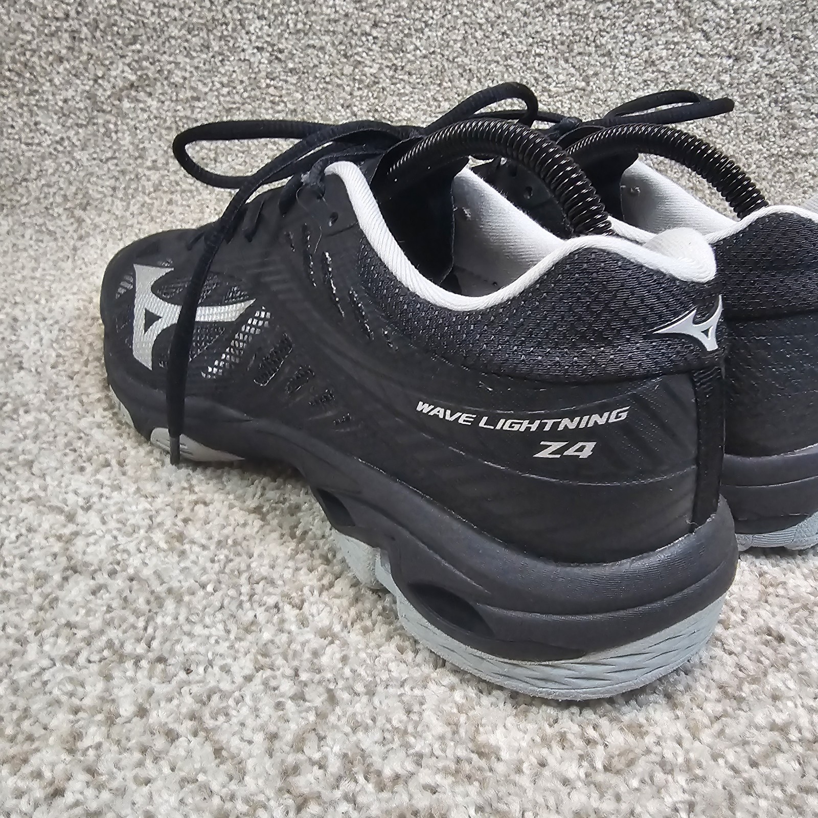 Mizuno Shoes Womens Size 10 Sneaker Wave Lightning Z4 Volleyball Black Athletic