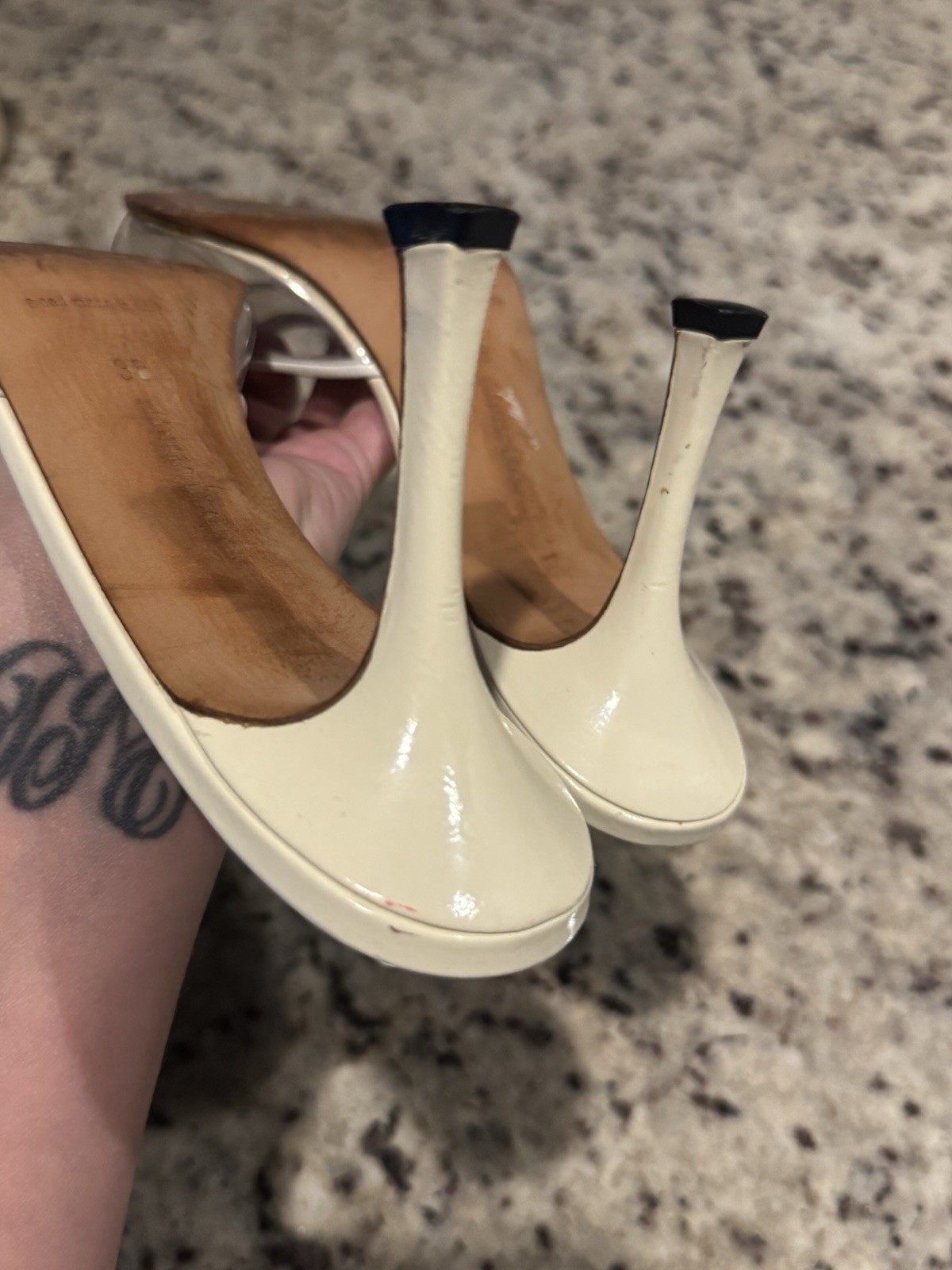 Women’s Manolo Blahnik PVC Mule Heels Size 38 Vintage Designer Sandals Clear