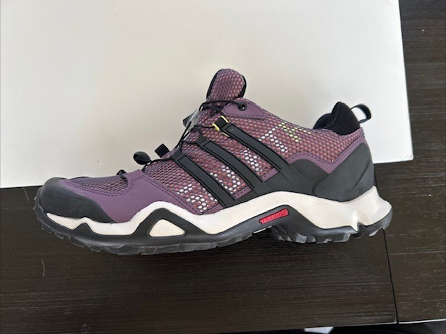 ADIDAS Hiking Shoes Woman Size 10 / NEW W/O BOX – SEE PICS