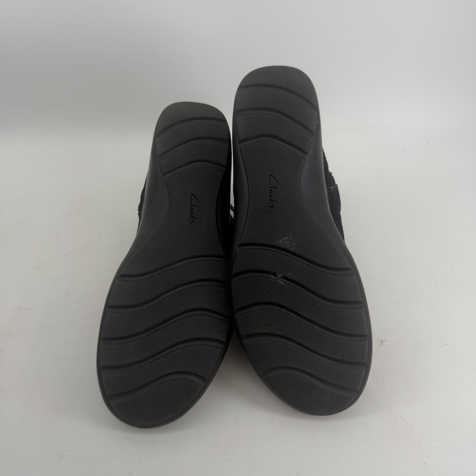 Clarks Boots Womens Size 10W Black Suede Ankle Wedge Zip Comfort Casual Travel