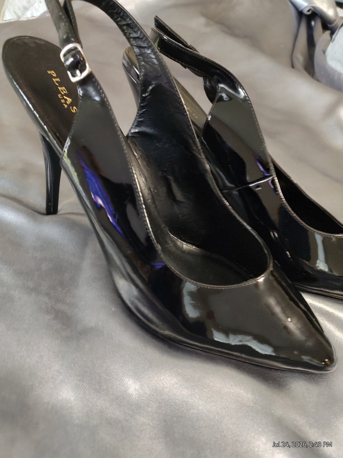 Womens shoes black patent leather Pleaser brand size 16 with a 5″ heel