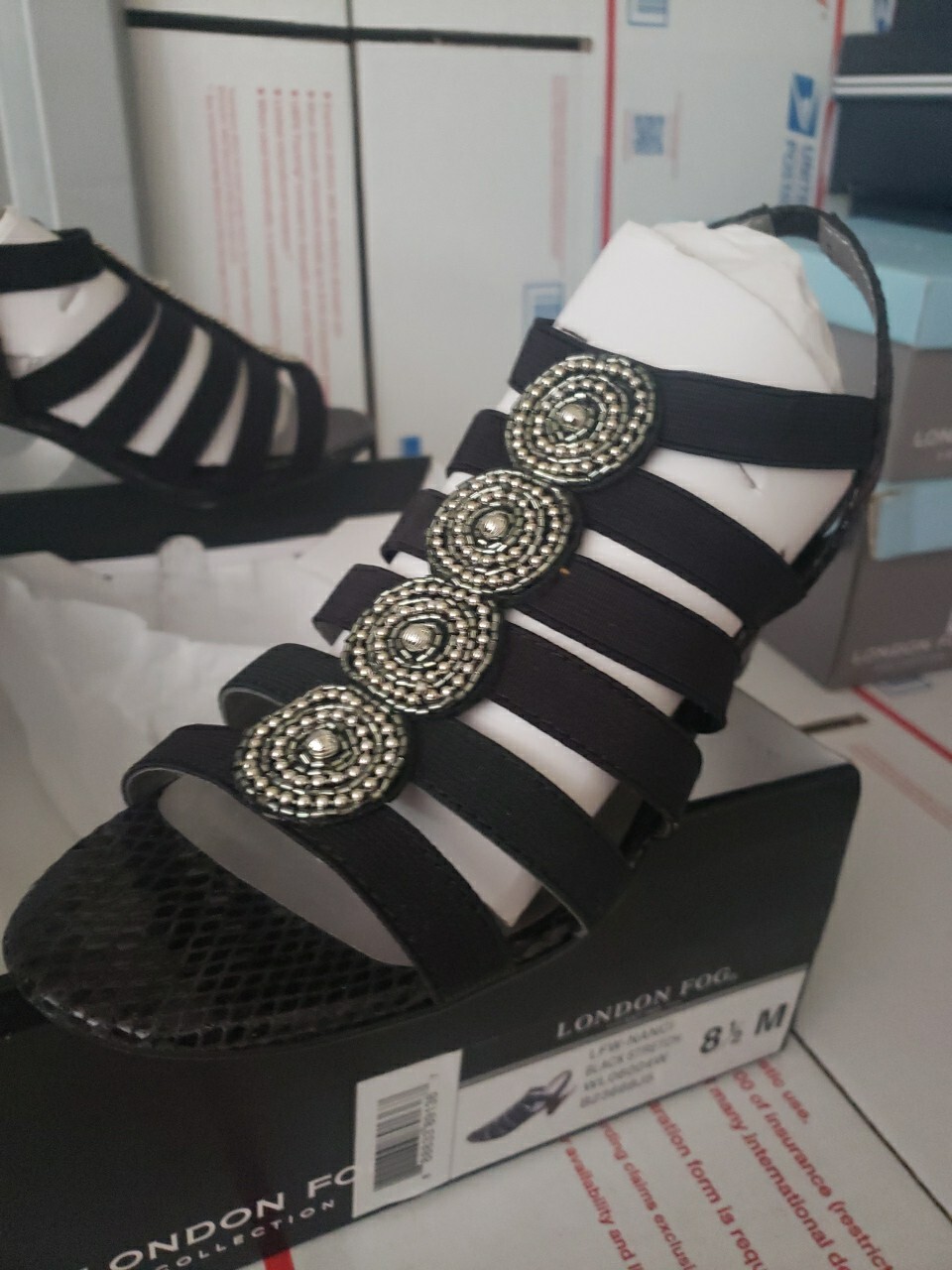 London Fog Nanci Womens Black Strappy Sandals Shoes Size 8.5 M NIB #00s