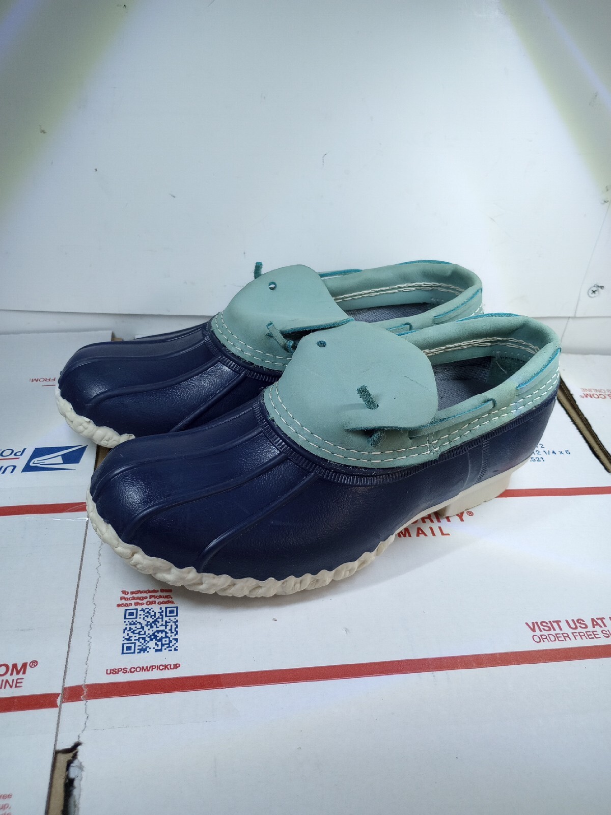 L.L Bean Women’s Duck Bean Boots, Booties Size 7 M Teal And Blue 💙