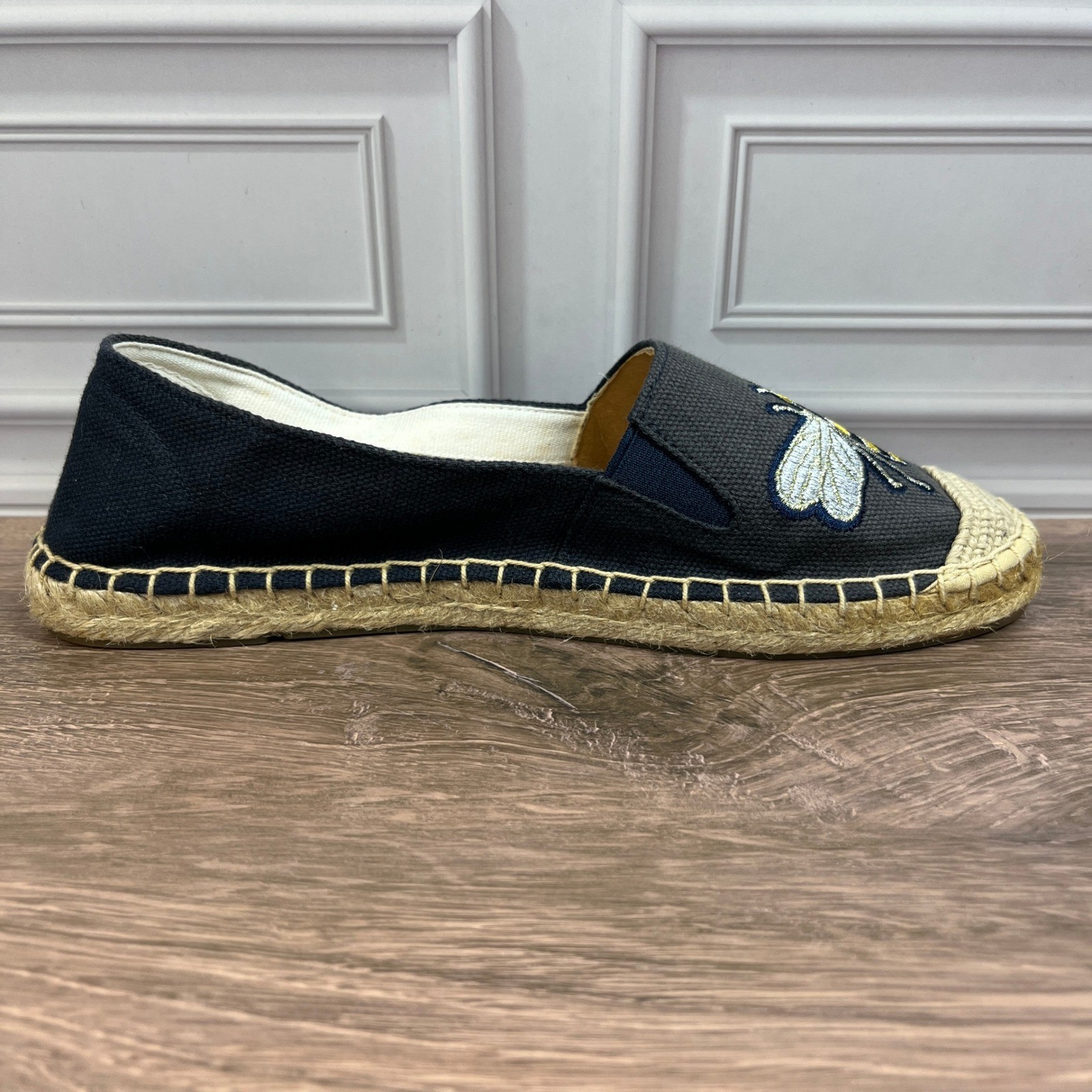 Joules Shelbury Espadrilles Womens Navy Blue Embroidered Bee Canvas Flats 5 NEW