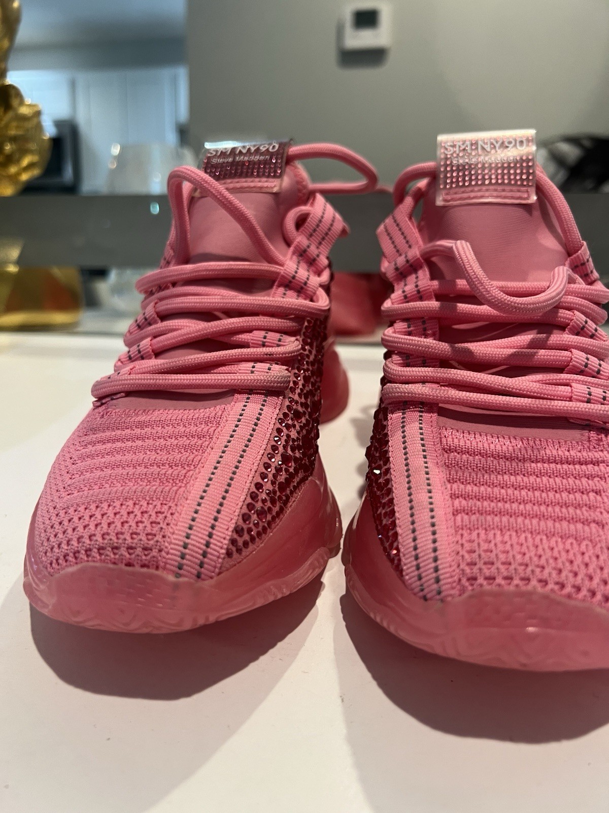 Steve Madden SM NY 90 Women’s Pink Knit Lace-Up Low Top Sneakers Rhinestone