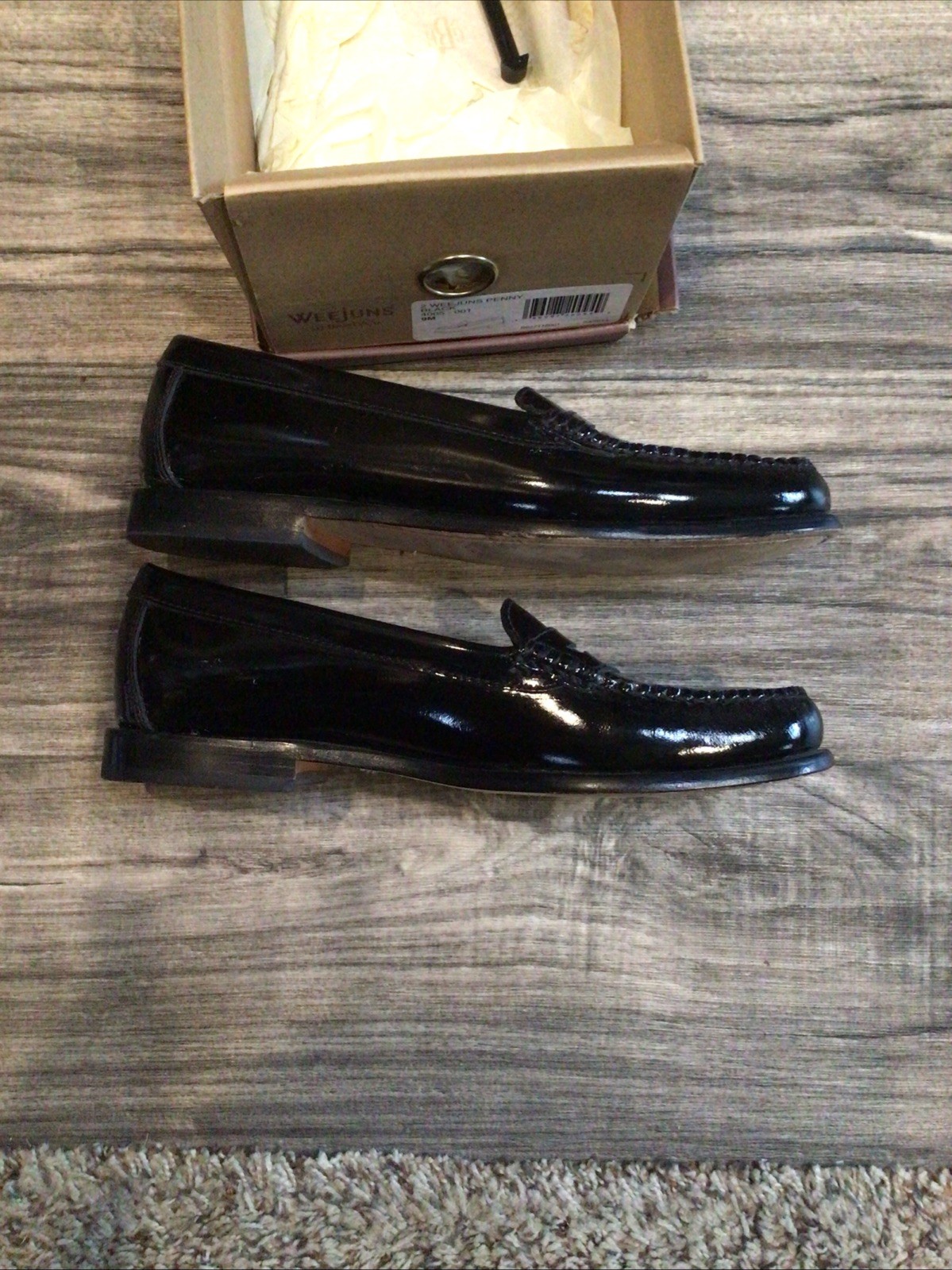 Bass Weejuns Patent Penny Loafer Black Leather WOMENS Preppy Sz 9M Slip On W/Box