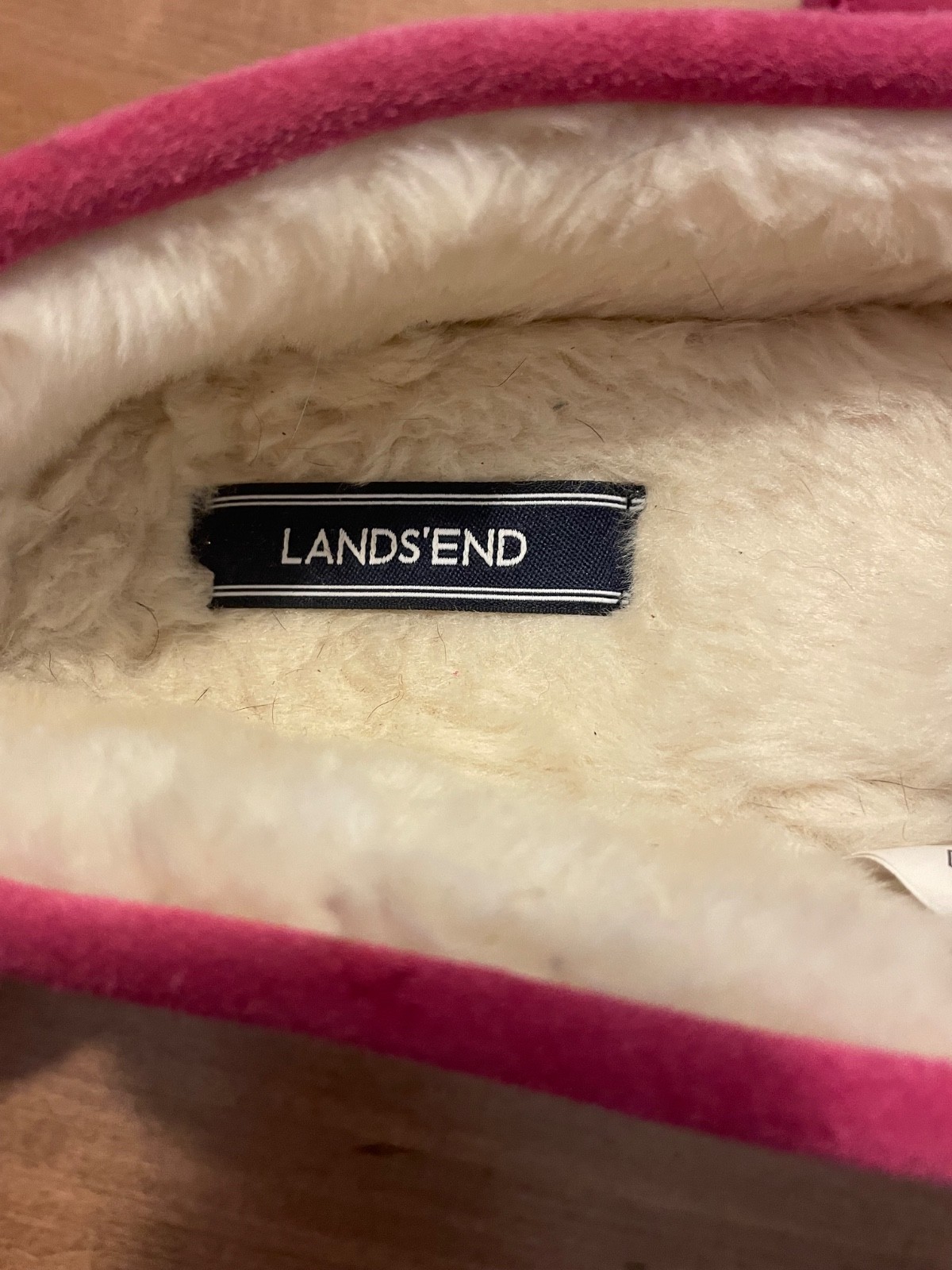 Lands’ end women’s pink suede fur line slipper moccasin size 8