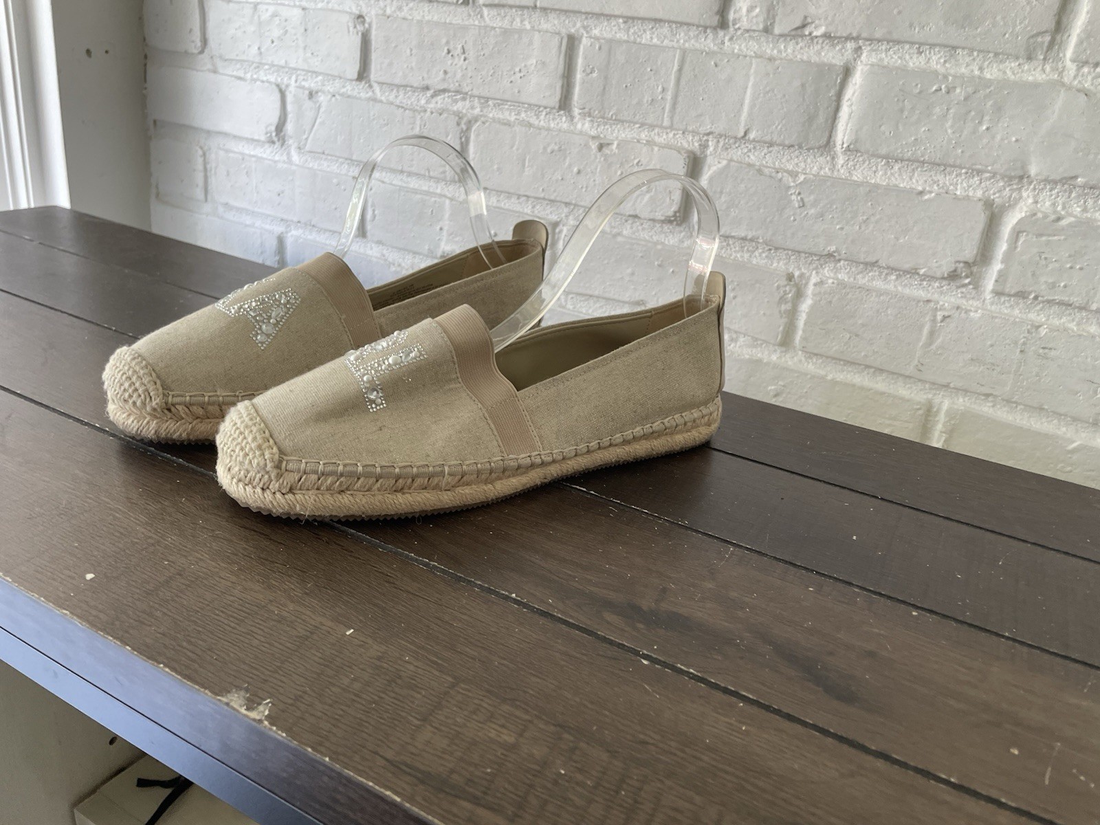 Karl Lagerfeld Cream Studded/Pearl Espadrilles Womens Slip On Shoes Size 9.5 M