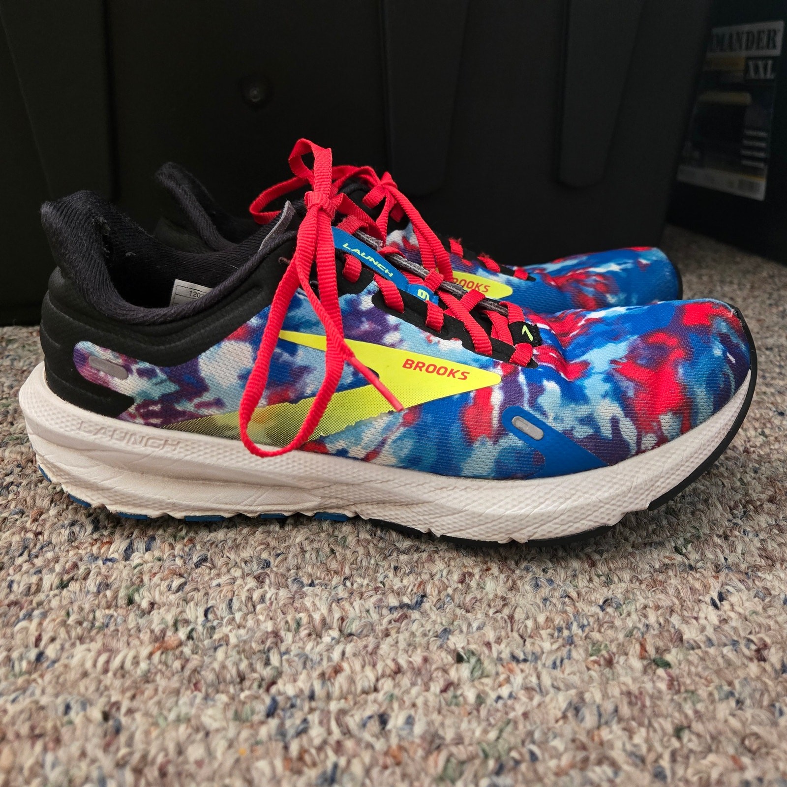 Brooks Launch 9 running shoes tie-dye Women’s 6