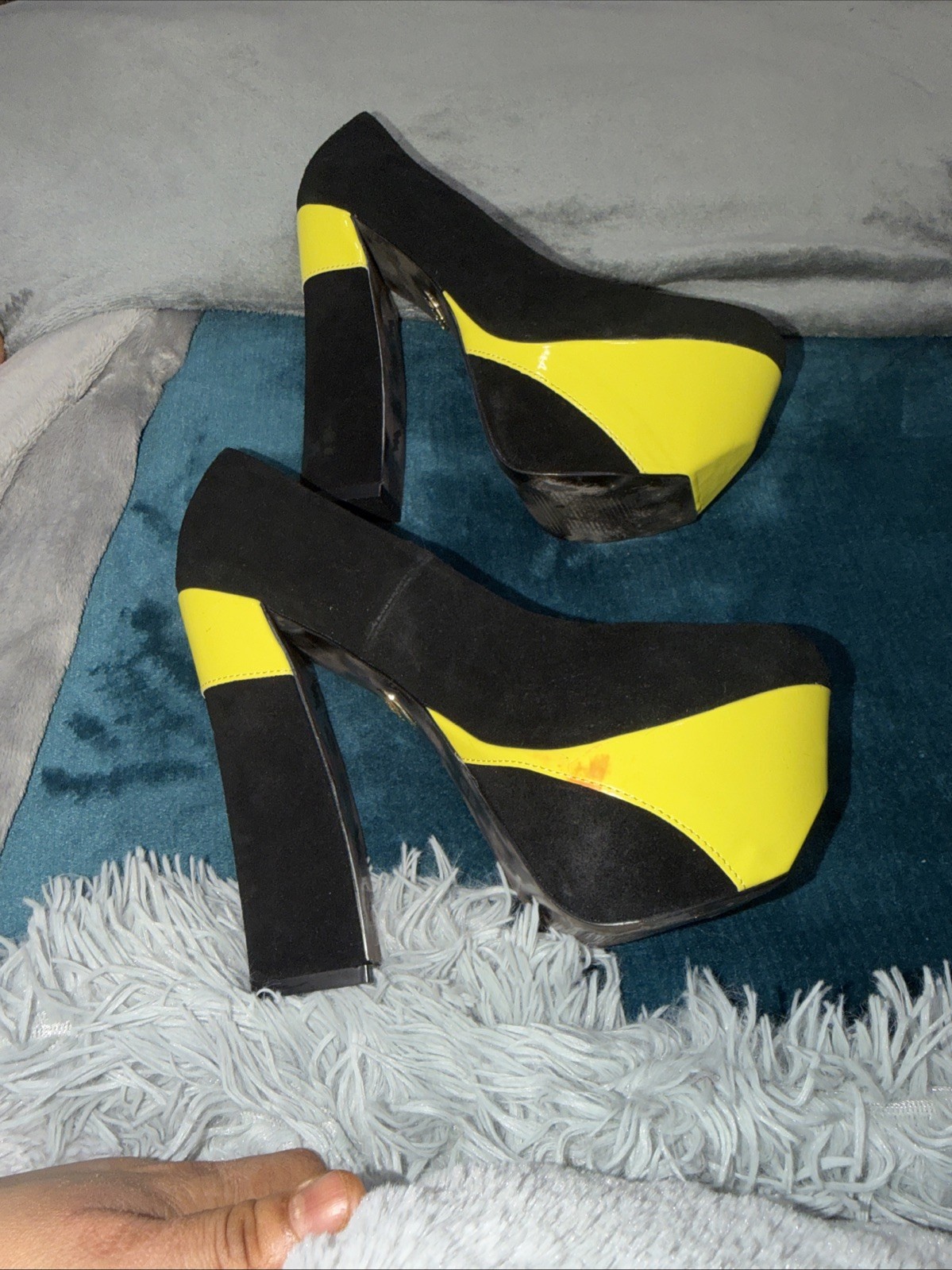 Black/yellow Betsy Johnson Genuine Suede Leather High Heels Pump Size 7.5