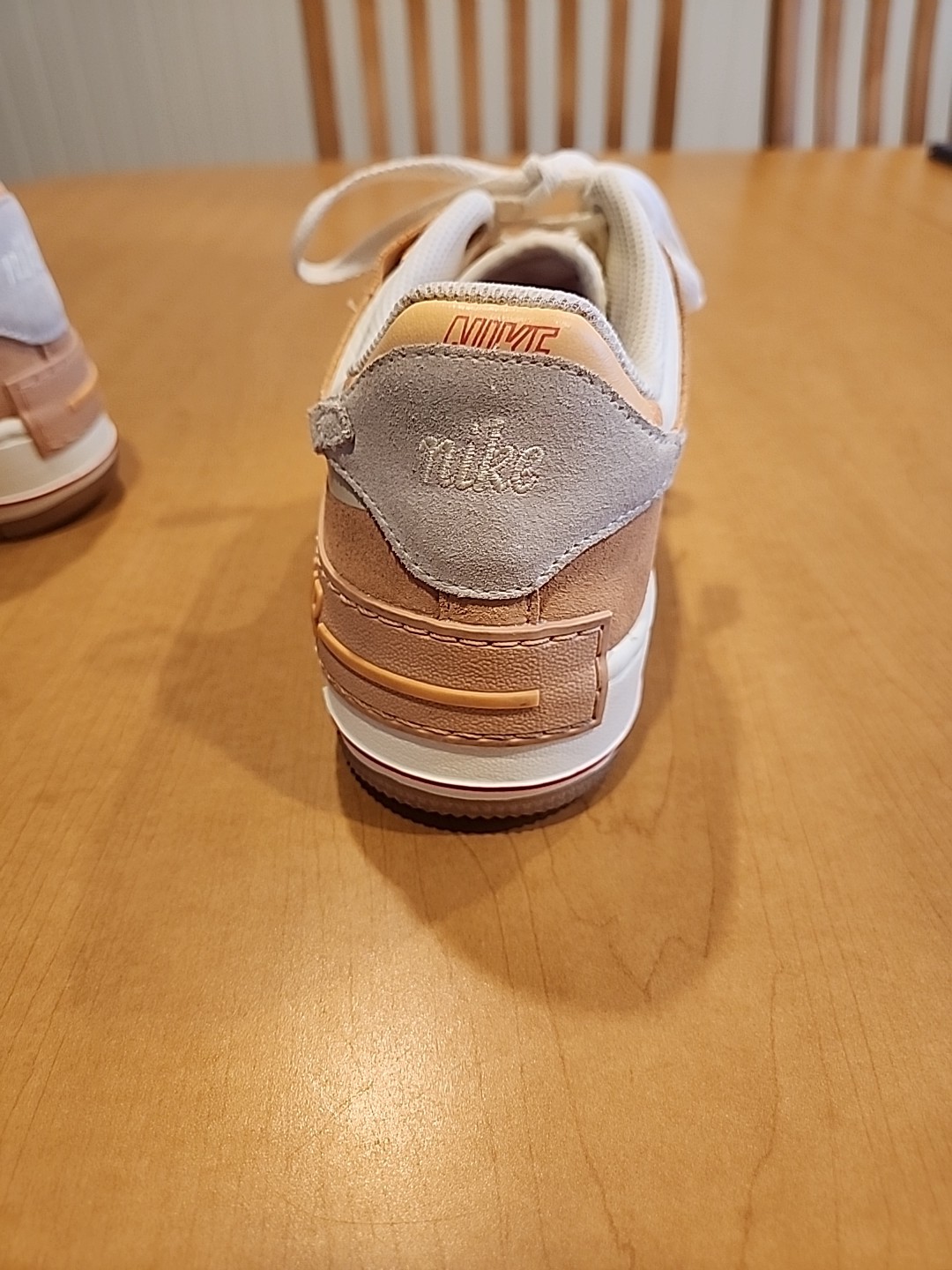 Nike AF1 Low Shadow Susterhood Cashmere Orange Sneakers. Size 8.5. DM 8157-700