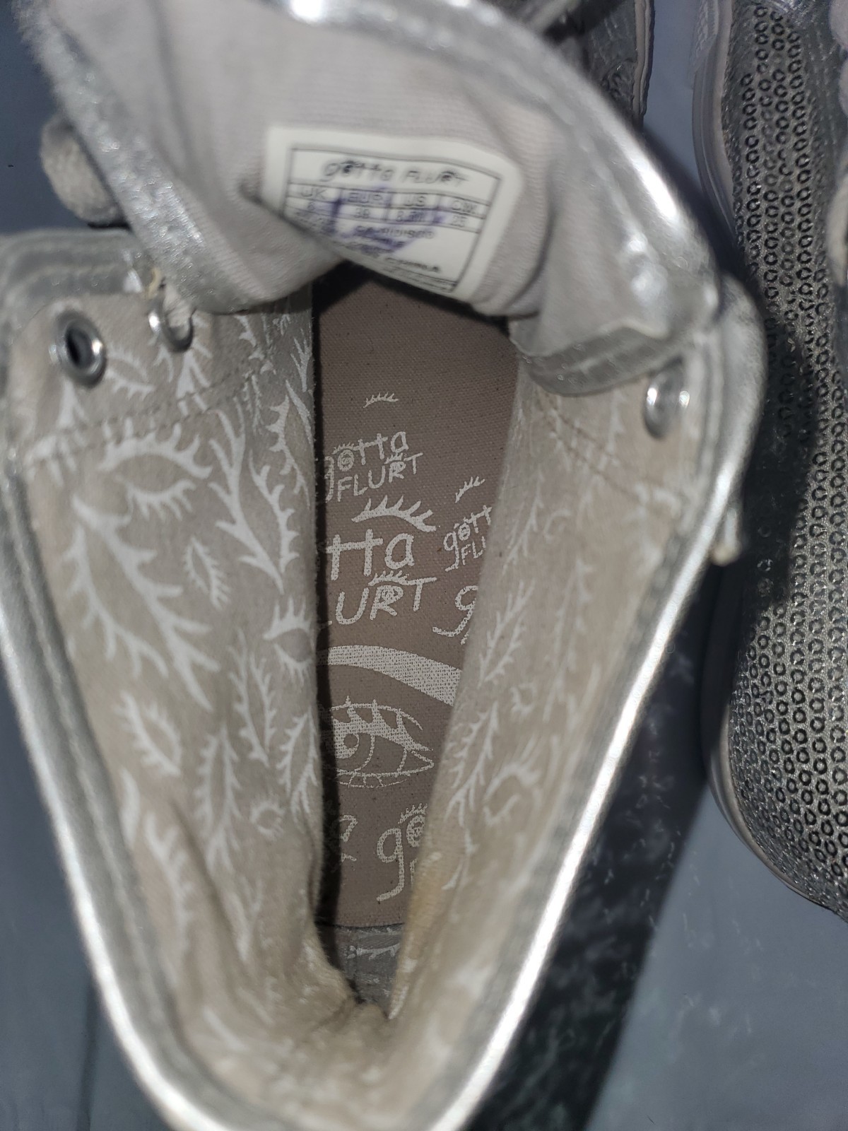 Gotta Flurt Disco Silver Sequin High Top Laced Sneakers Size 8.5