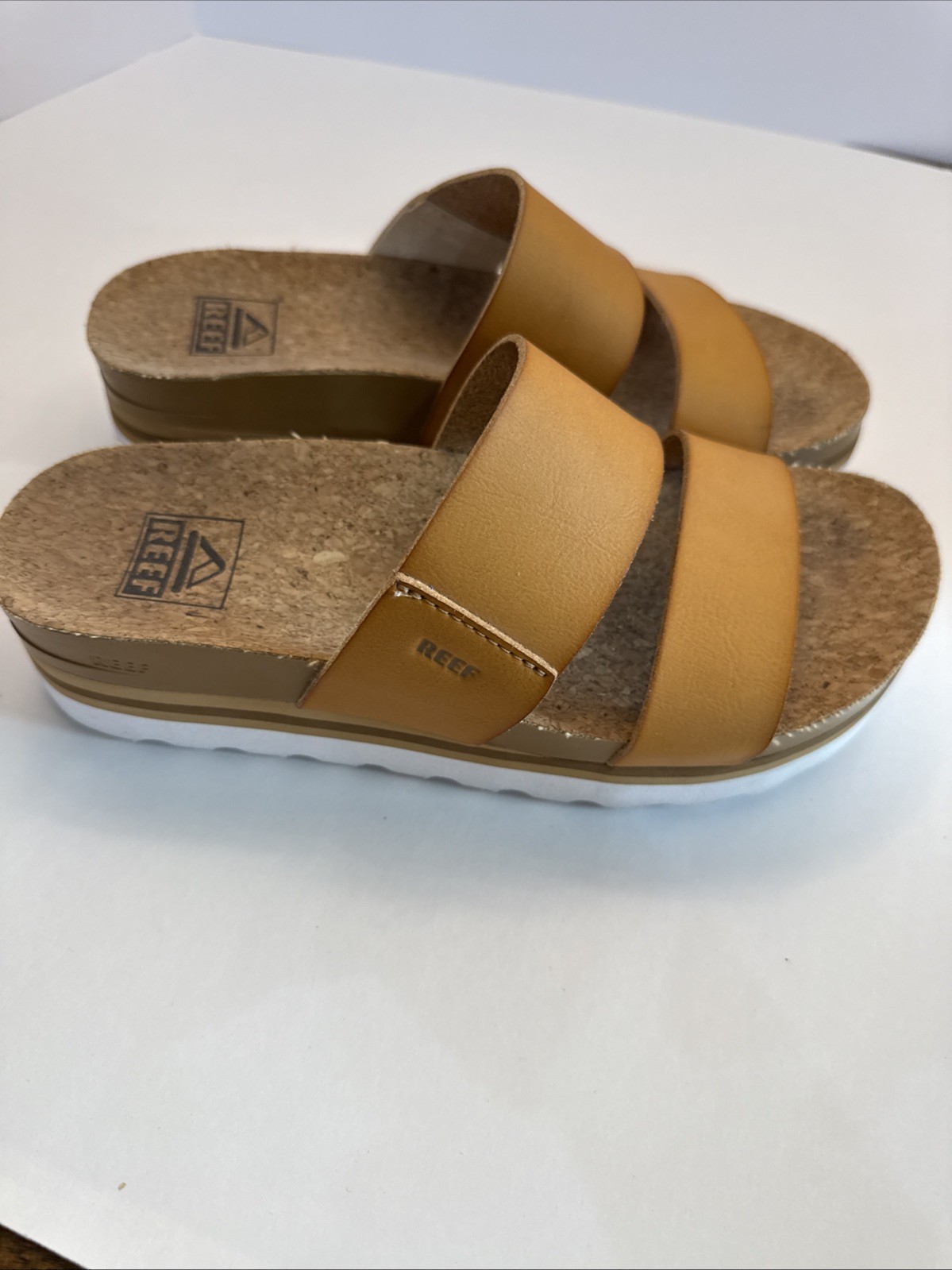 Reef Cushion Vista HI Tan Brown Platform Sandals Women’s US 6 Eva Outsole