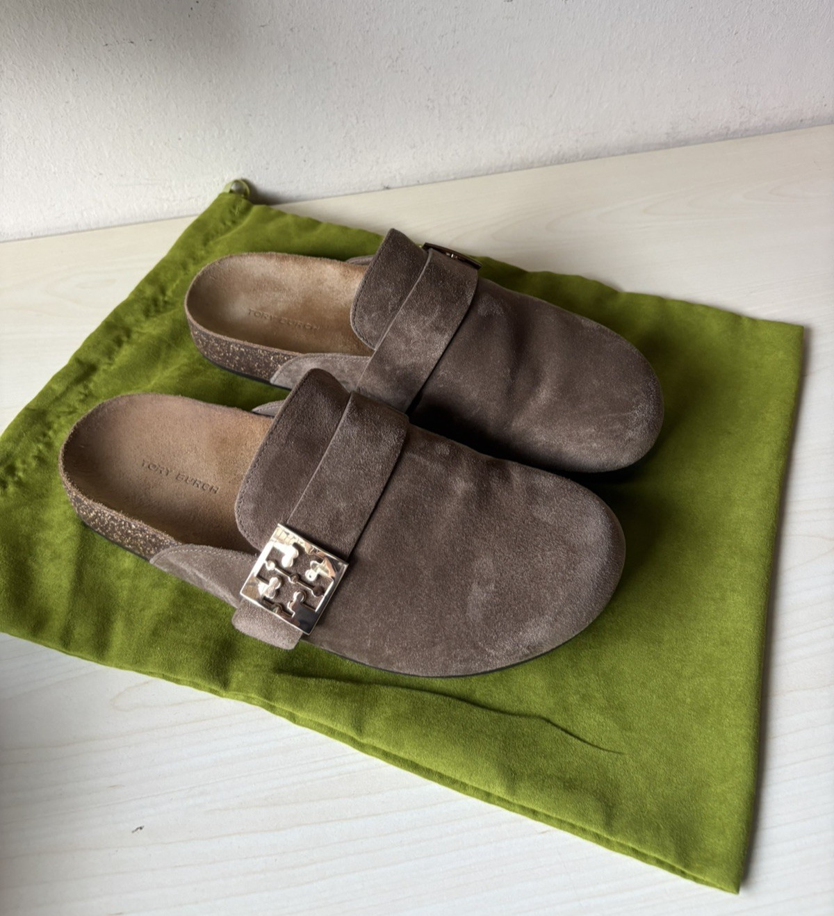 Tory Burch Mellow Mule River Rock Gold 39 Clog Sandals Suede Box Dust