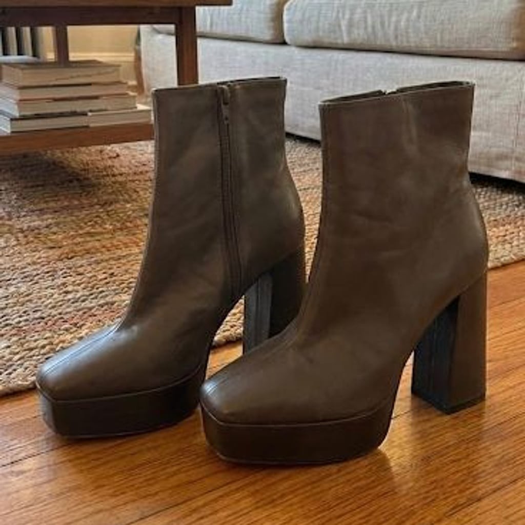 Lisa Vicky Bam Platform Bootie in Stout Brown Leather