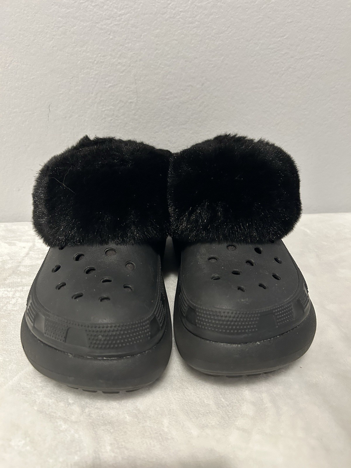 Crocs Furever Crush Lined Platform Clog Black Faux Fur Women’s 7 Men’s 5