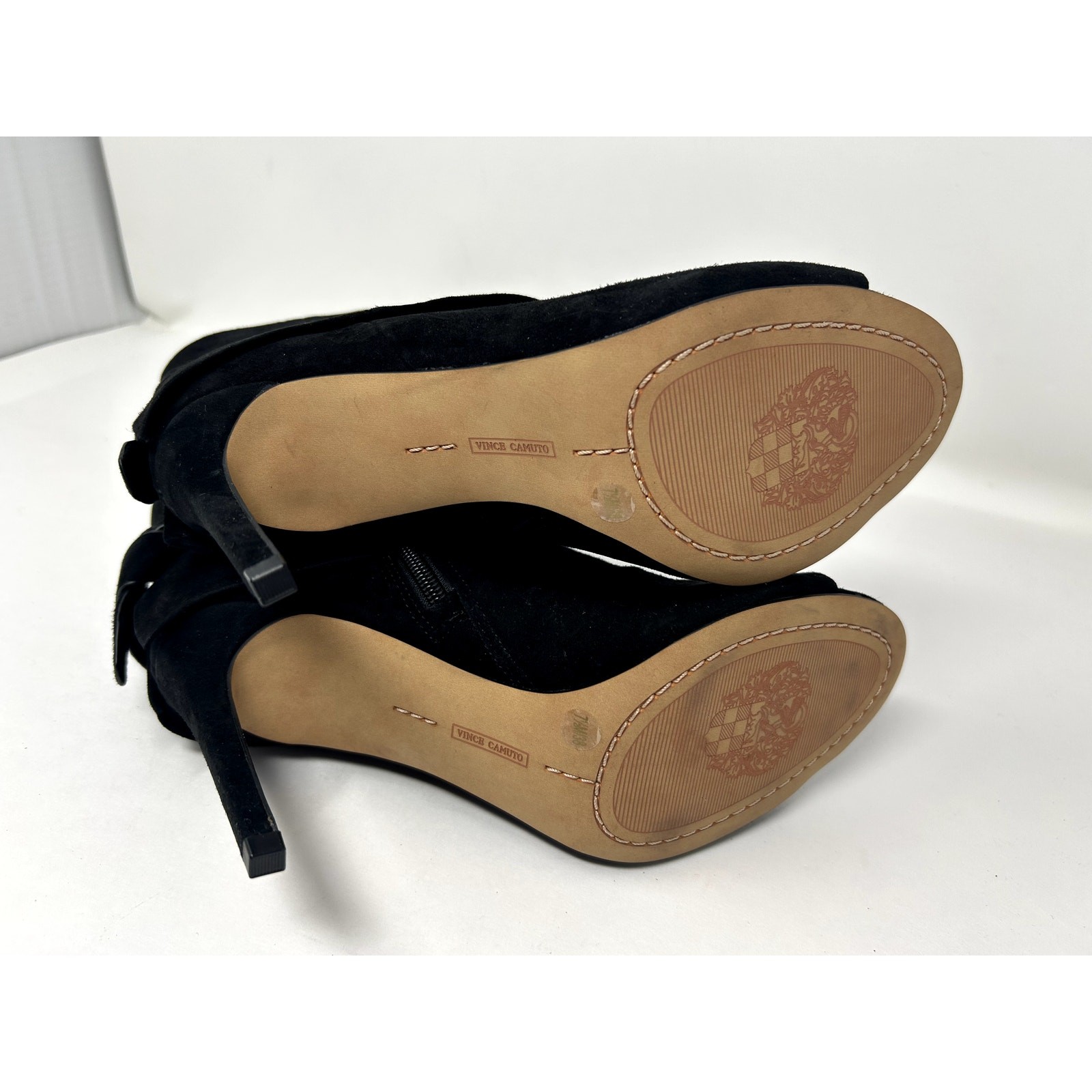 Vince Camuto Womens Camesha Suede Peep Toe Booties Shoes Black 7.5 Medium (B,M)