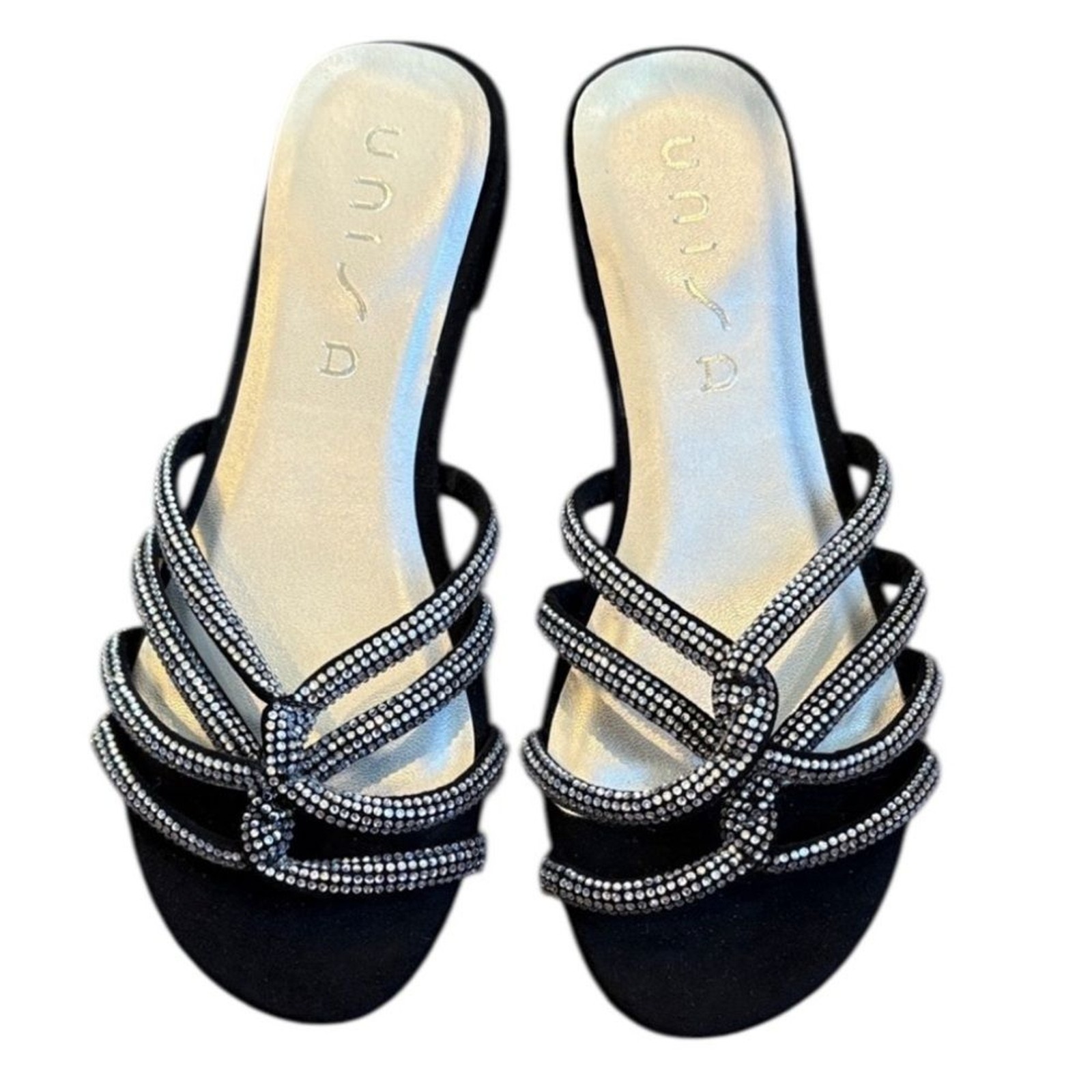 Unisa Tazz Rhinestone Sandals Women’s 7 Black Silver
