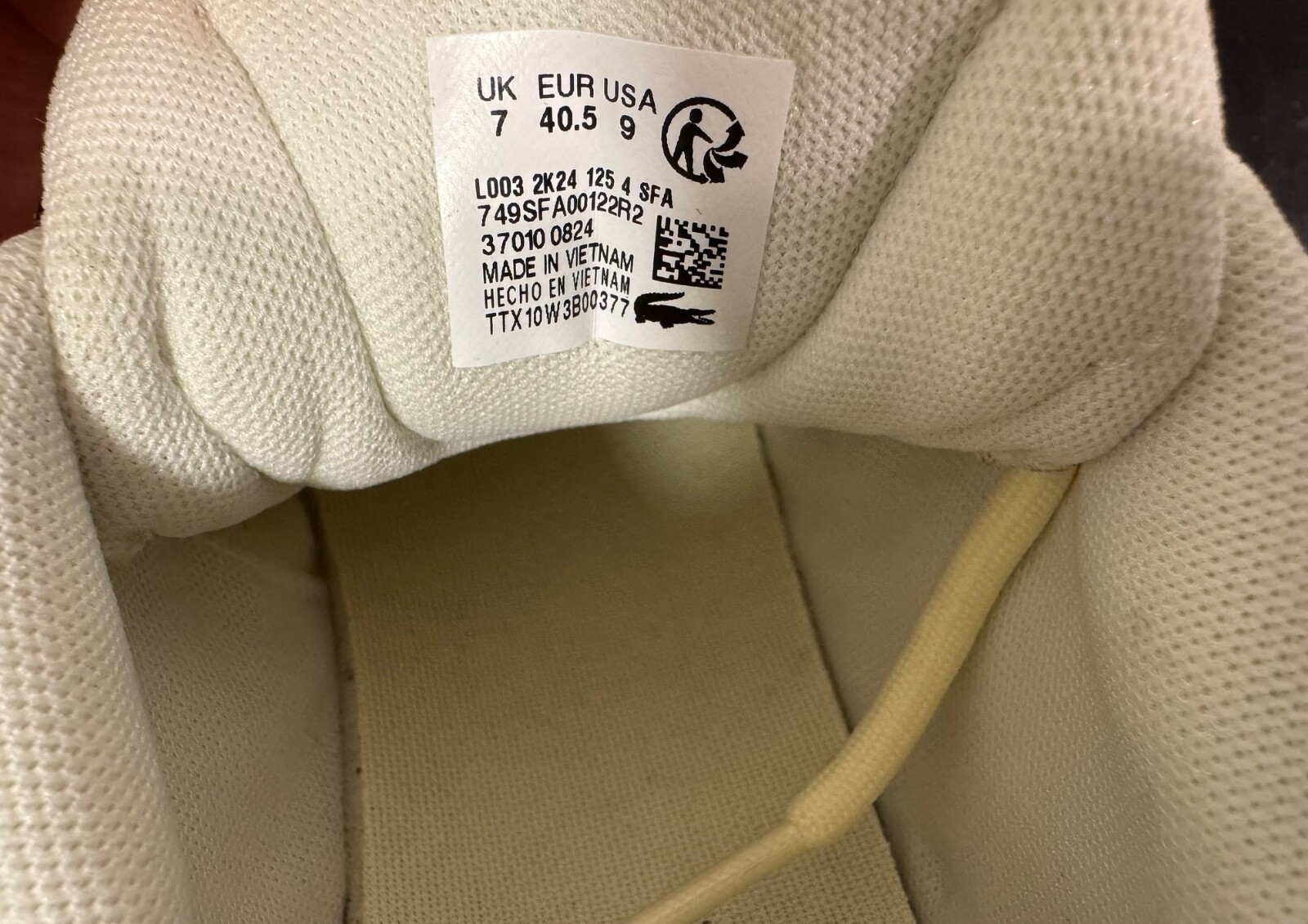 Lacoste L003 2K24 Women’s 2025 Sneakers Off White / Light Brown. Size 7 US