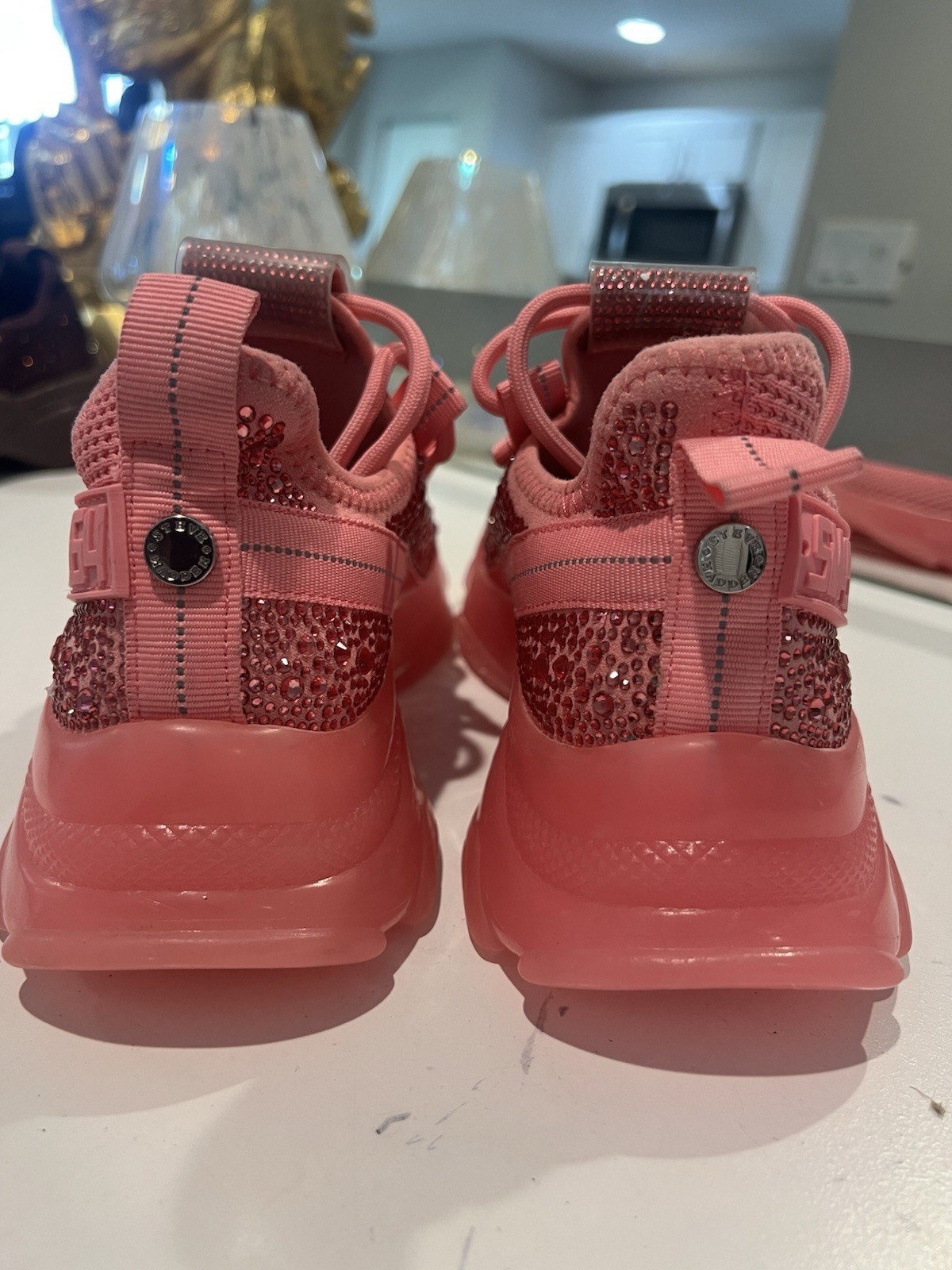 Steve Madden SM NY 90 Women’s Pink Knit Lace-Up Low Top Sneakers Rhinestone