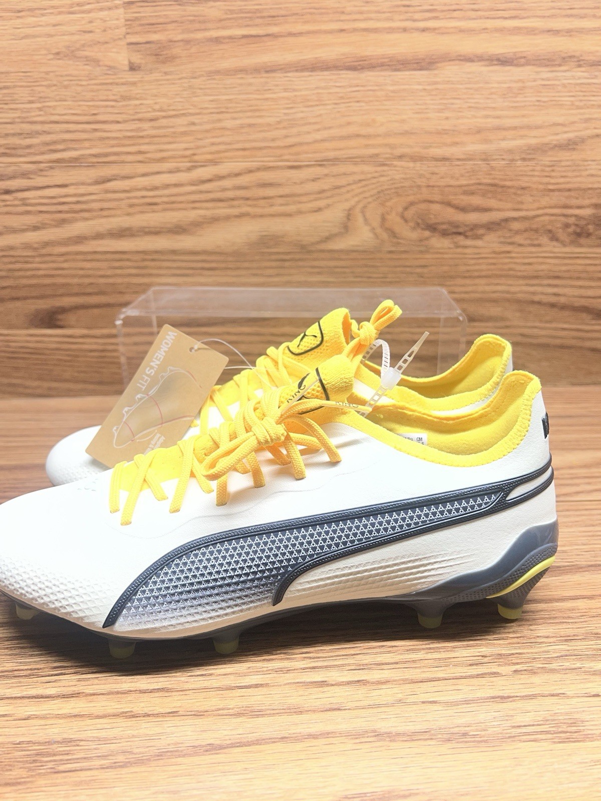 Puma King Ultimate FG/AG Women’s Size 9 Off White Soccer Cleats 107565-03 New