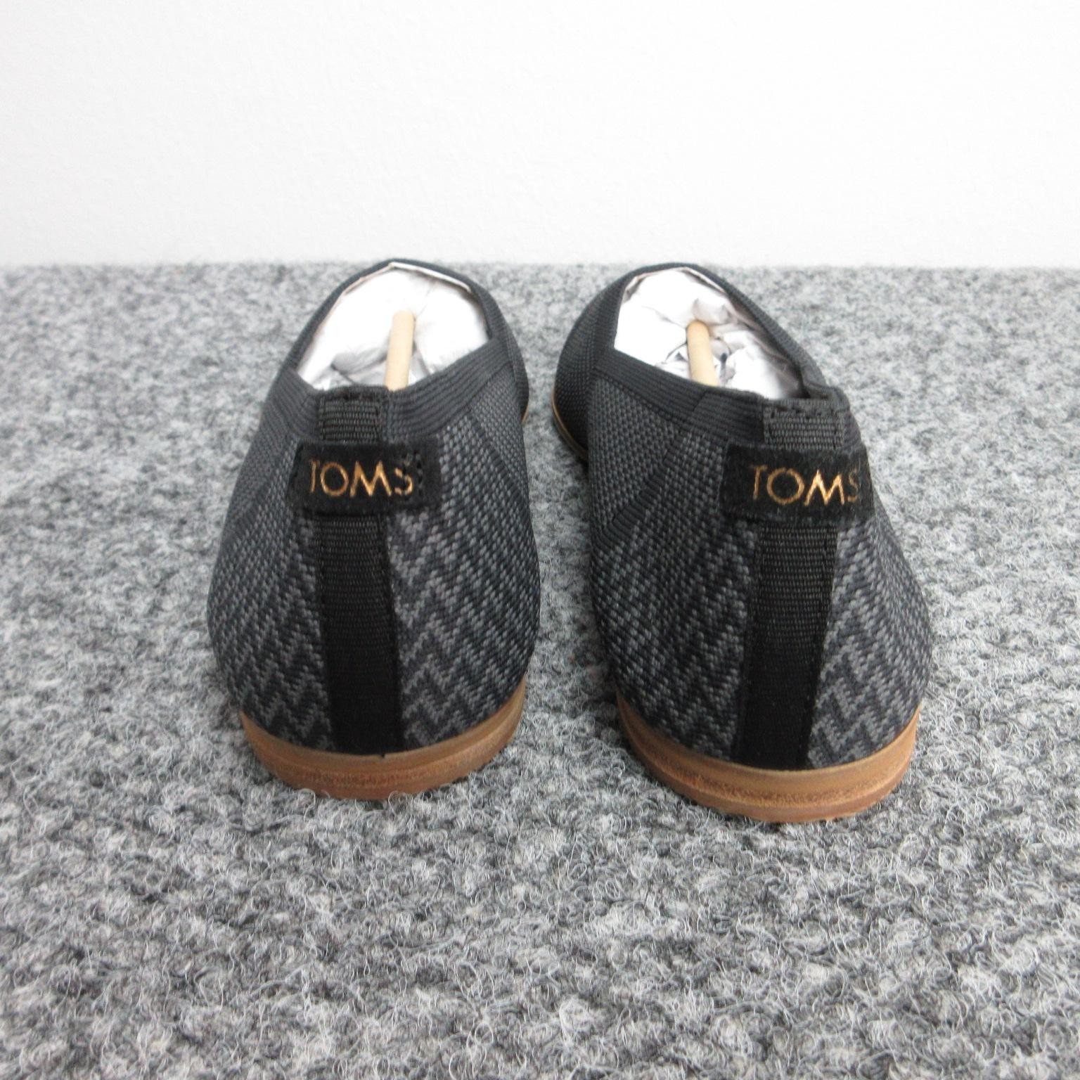 TOMS Shoes Womens Size 7.5 Black Jutti Neat Chevron Knit Pointed Flats REPREVE
