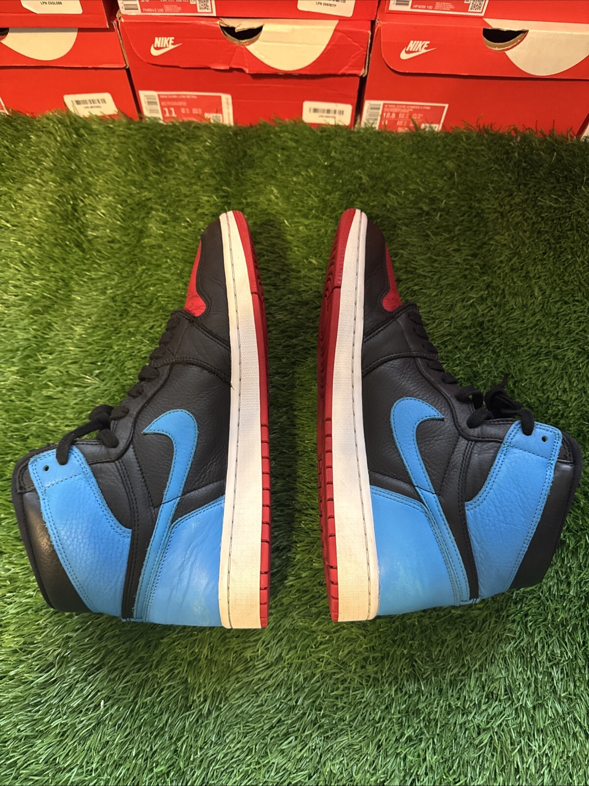 Size M 11 / W 12.5 – Jordan 1 High OG UNC To Chicago 2020