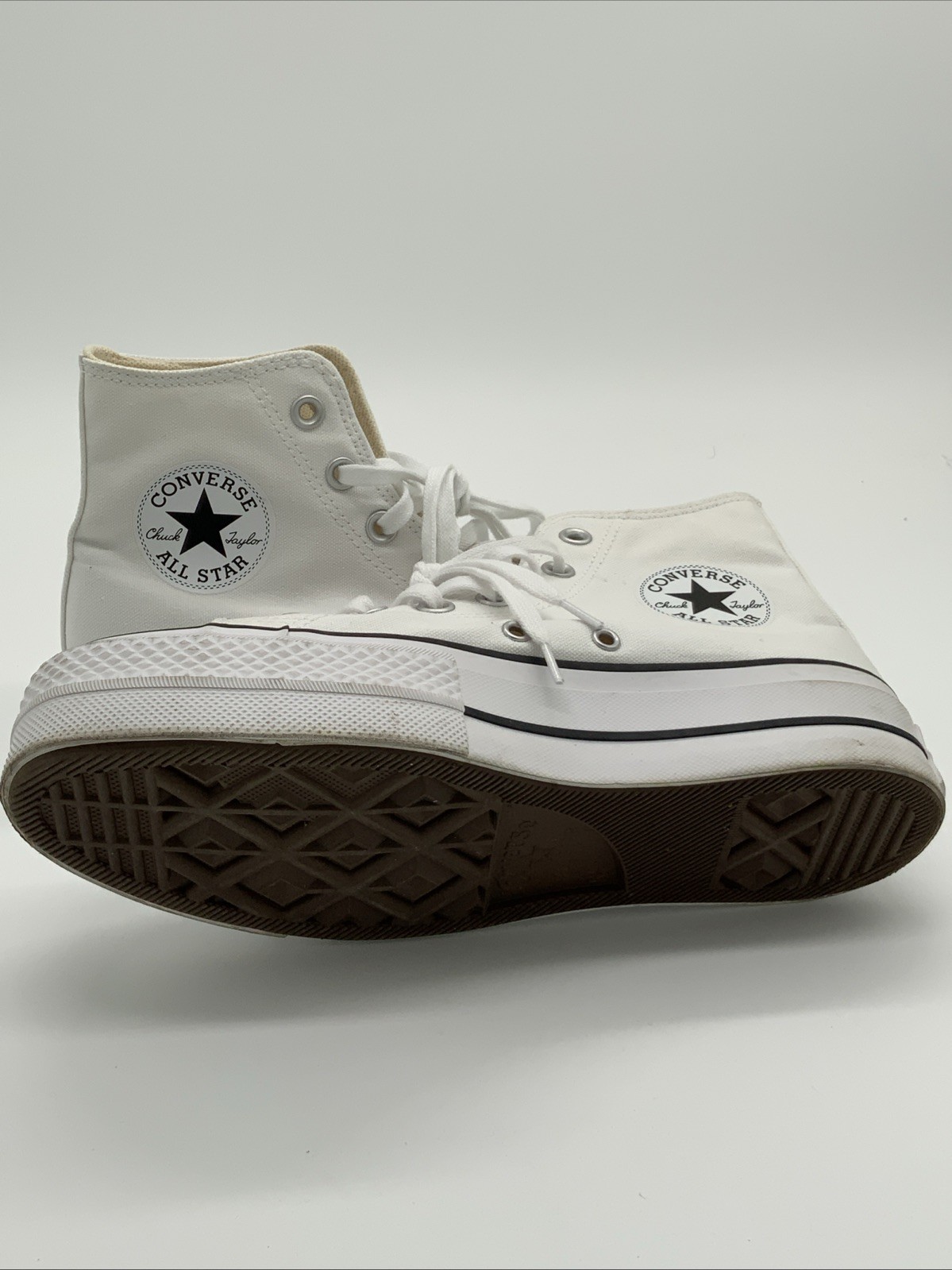 Converse CTAS Lift Hi Platform Canvas Women Size 7.5 White Used 560846C