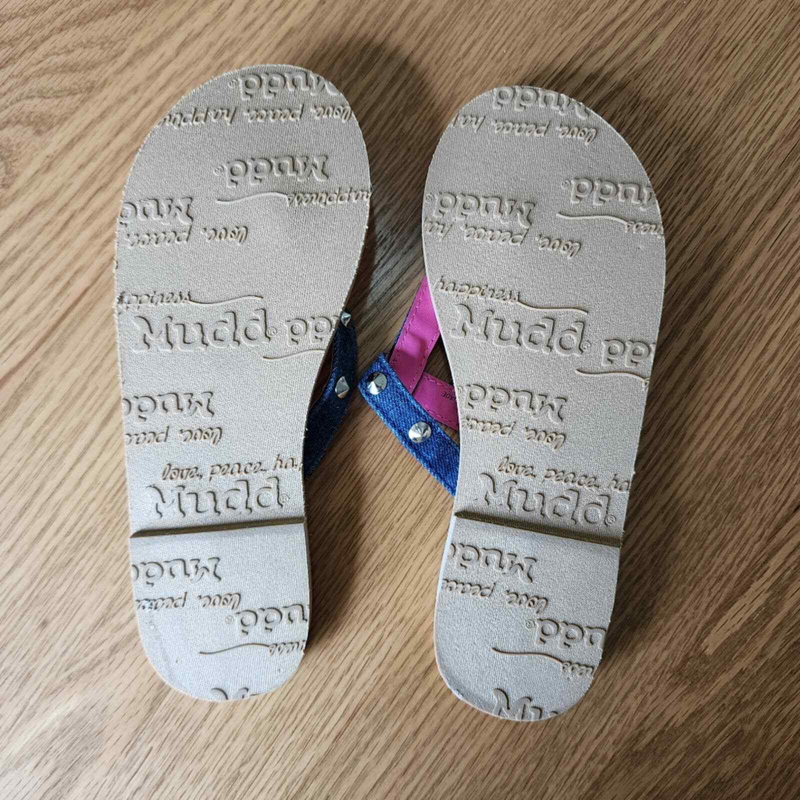 Mudd Denim Studded Thong Sandals Blue Silver and Tan Size Small 5/6