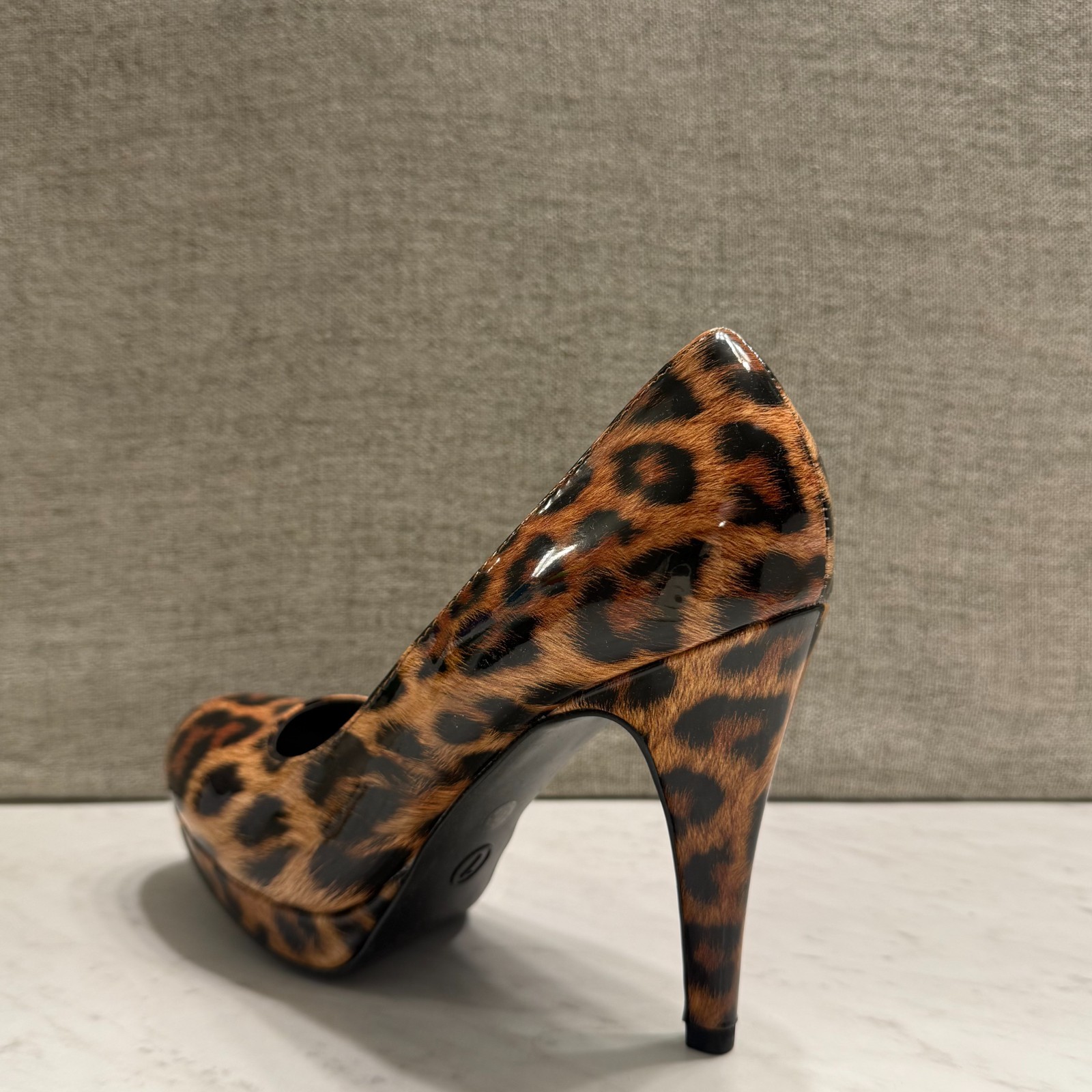 Worthington Animal Print Leopard Stiletto Pump Heel Career Chic Womens Size 7