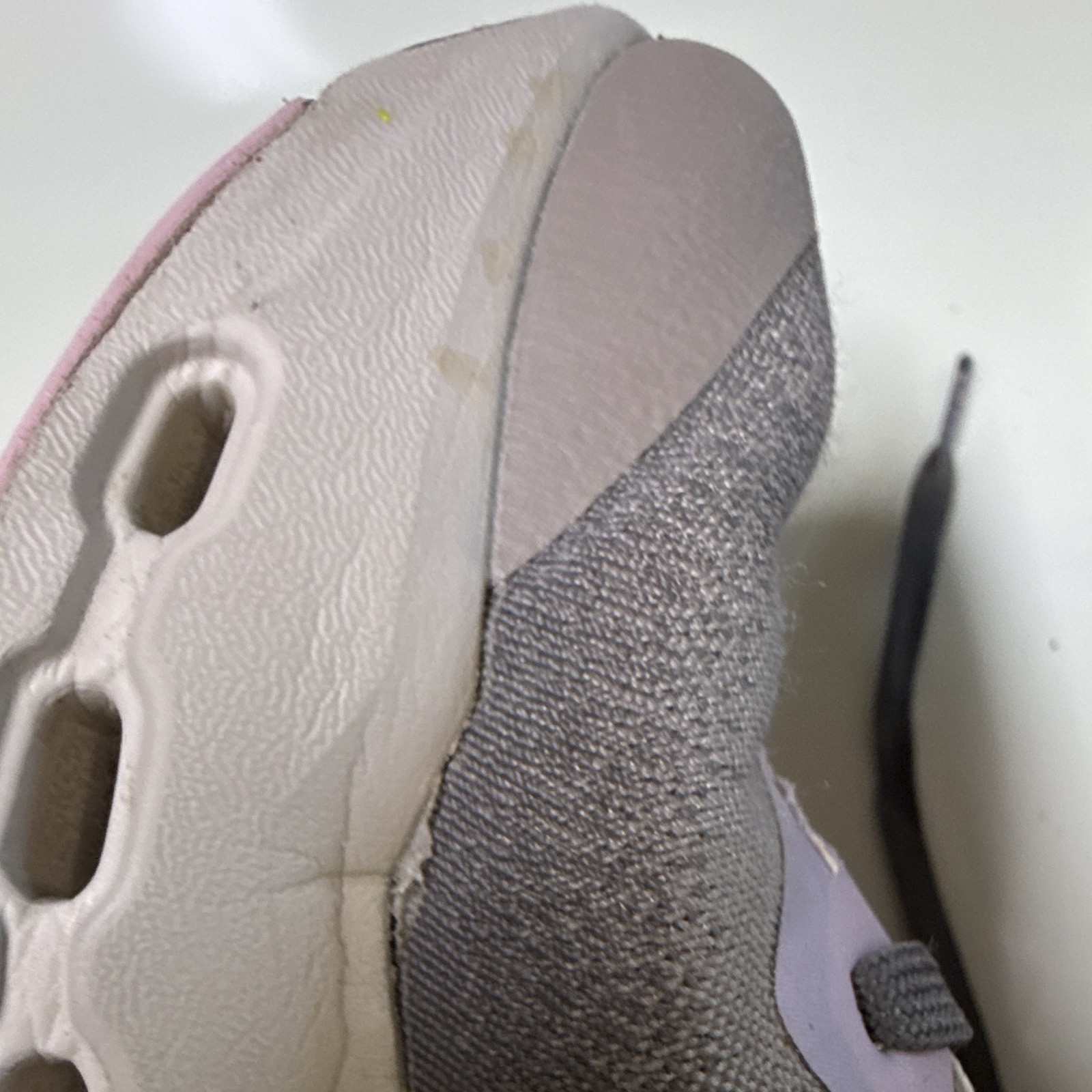 On Cloudsurfer Trail Waterproof Women’s Trail Running Sneakers Gray/Purple