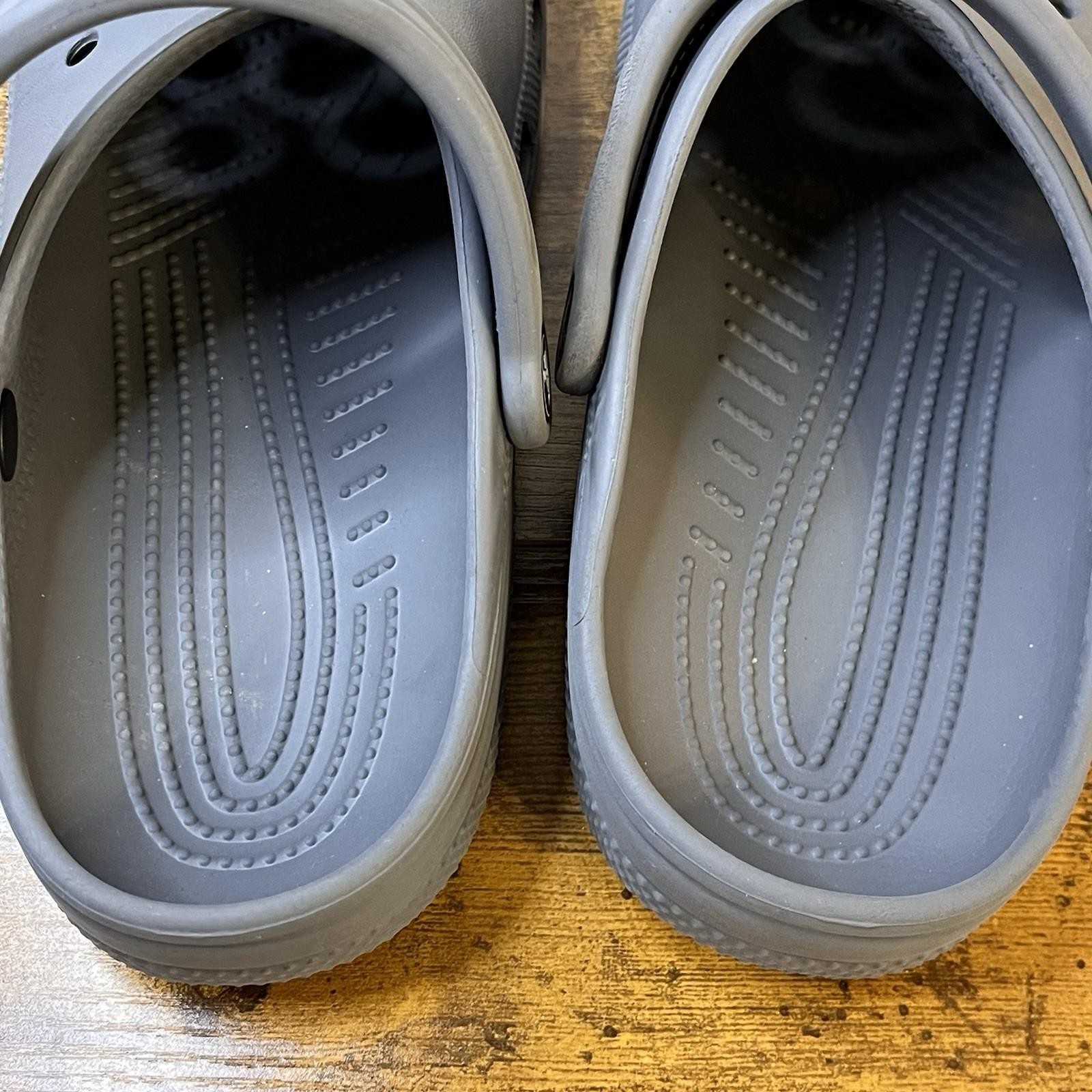 Gray CROCS Classic Band Sandals Men’s Size 7 / Women’s Size 9 Vented