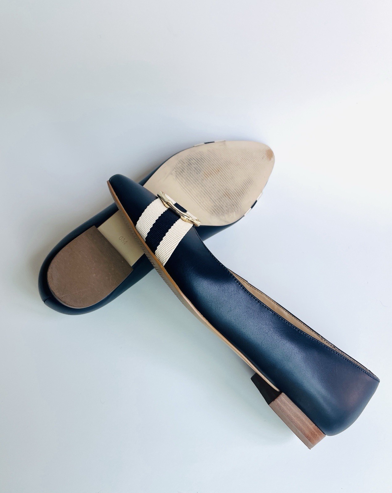 Talbots Edison Bamboo Ring Women’s Sz 6M Navy blue Leather Flats
