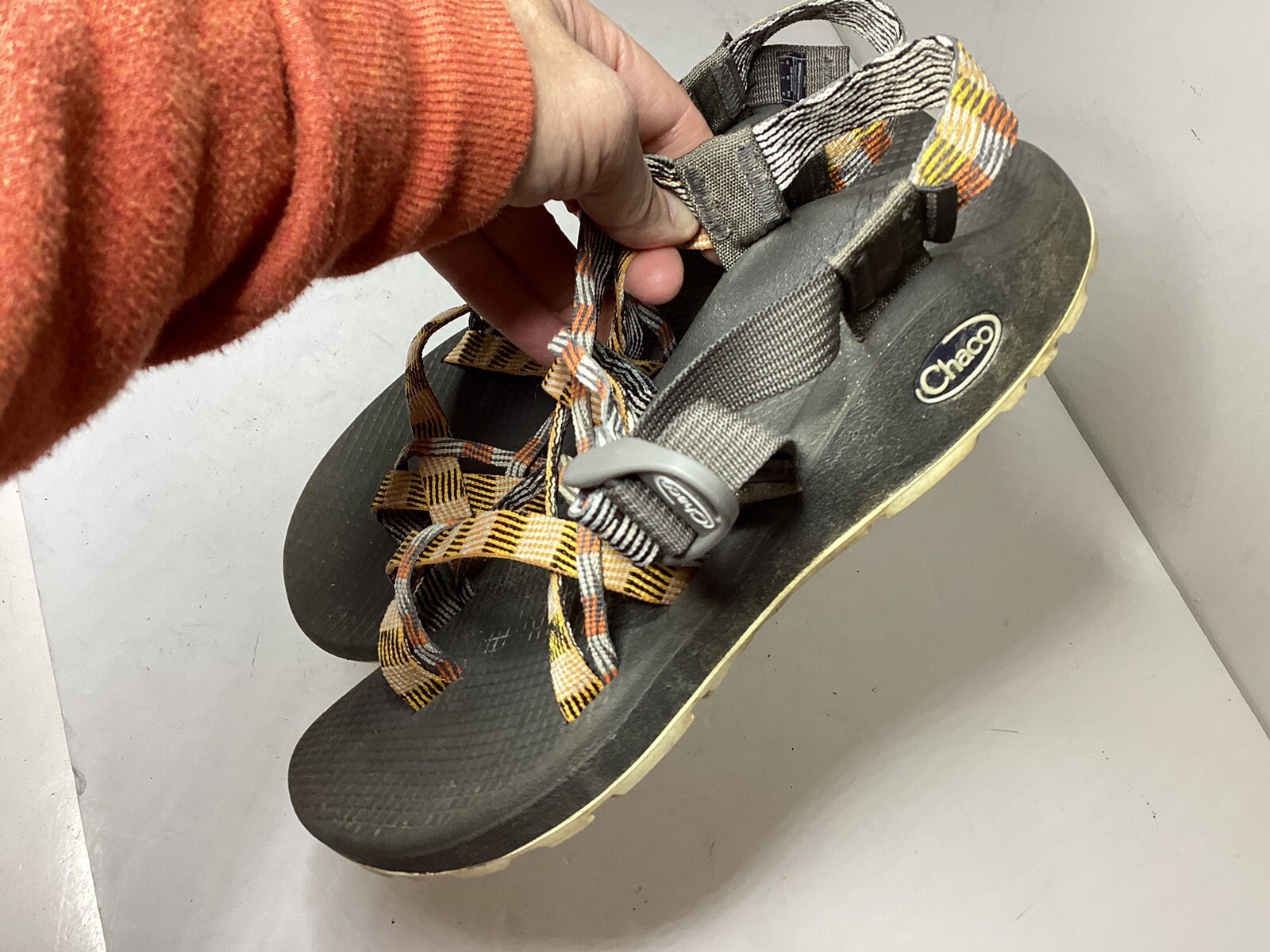 Chaco Z Cloud X2 Womens Size 9 Tan Multicolor Water Shoes Toe Loop Sandals