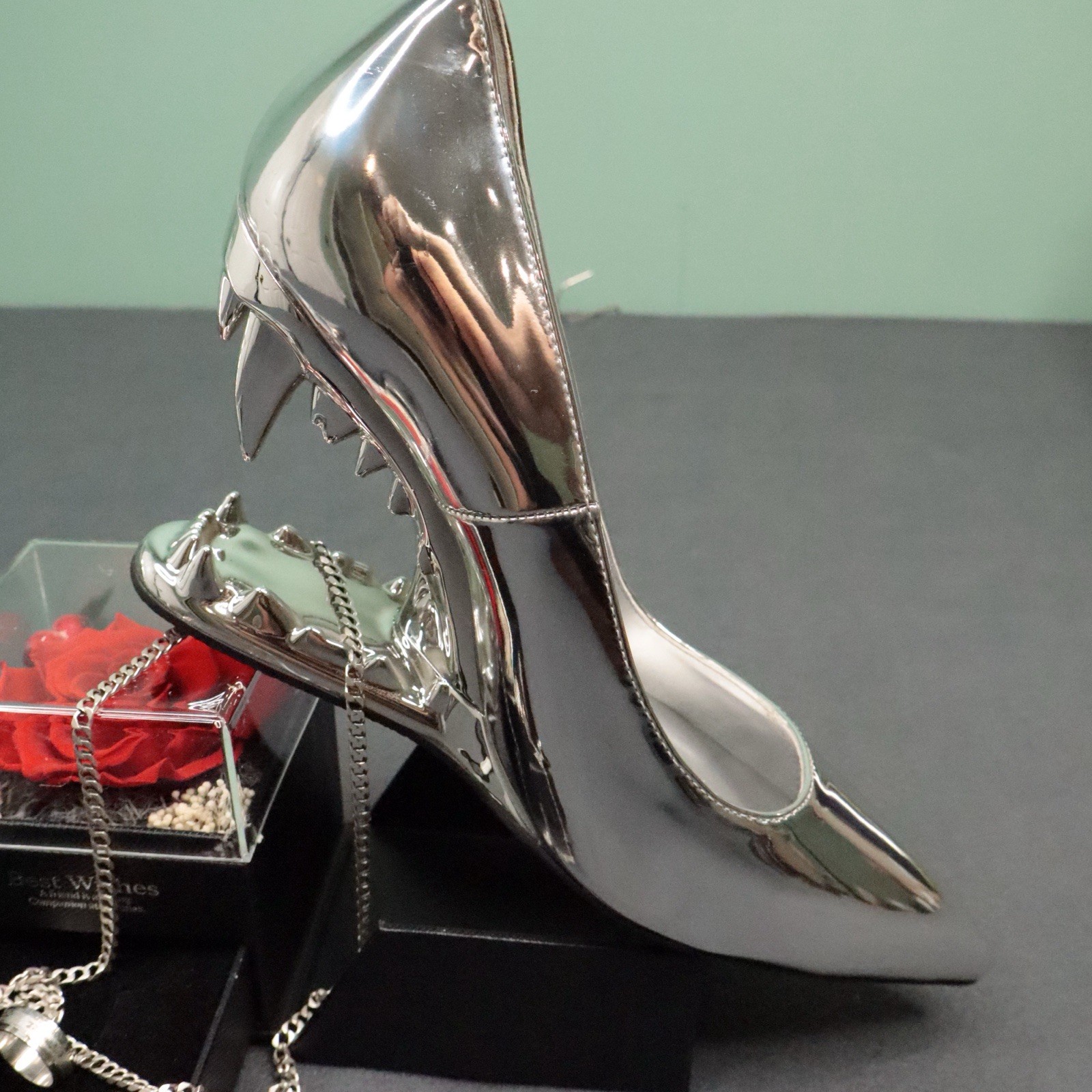 Metallic Silver Chrome Monster Teeth Jaw Heels Pointed Pumps Women Size 9.5