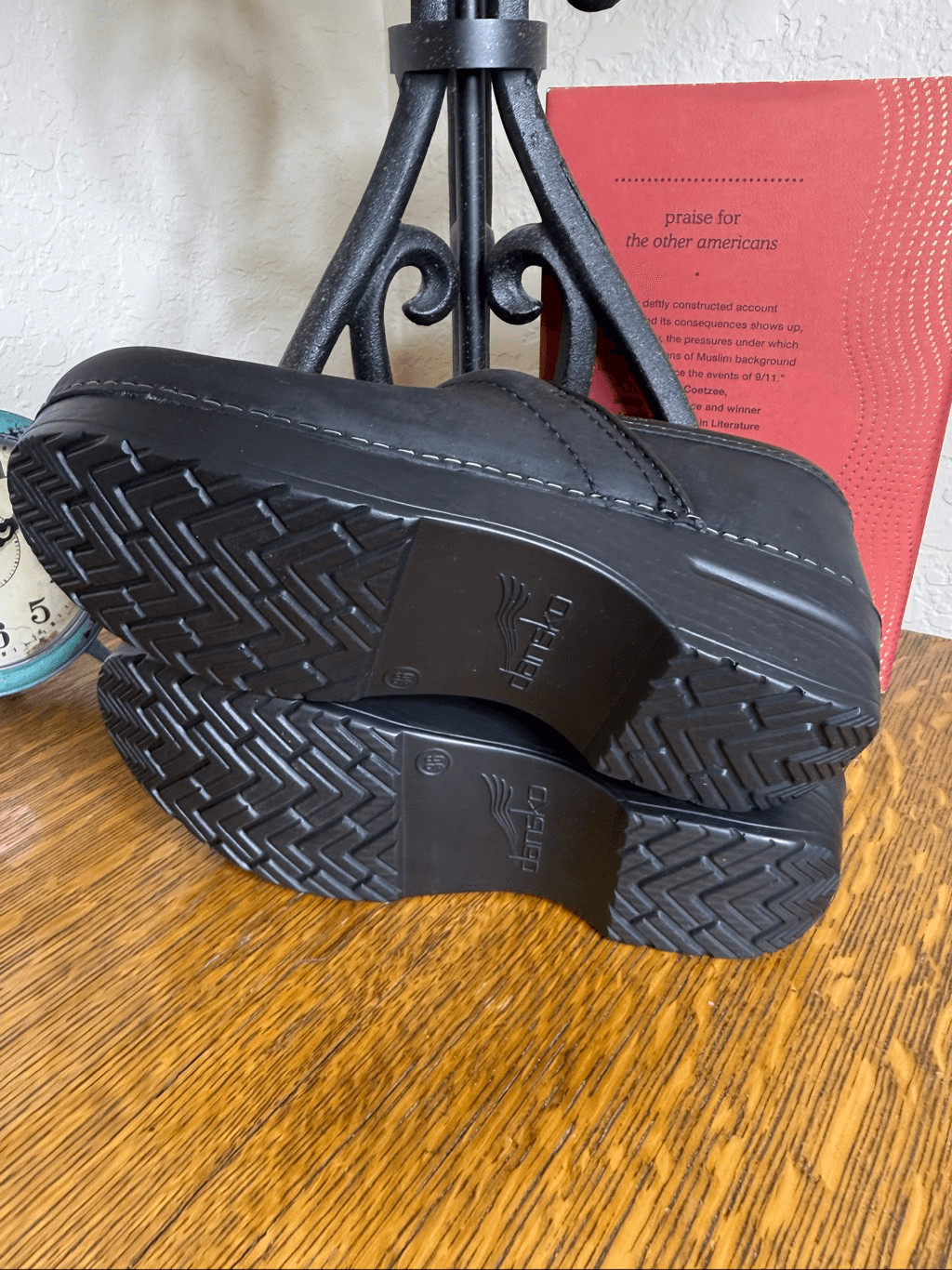NEW Dansko Professional Clog in Oiled Black Leather NIB Boho, Country Chic