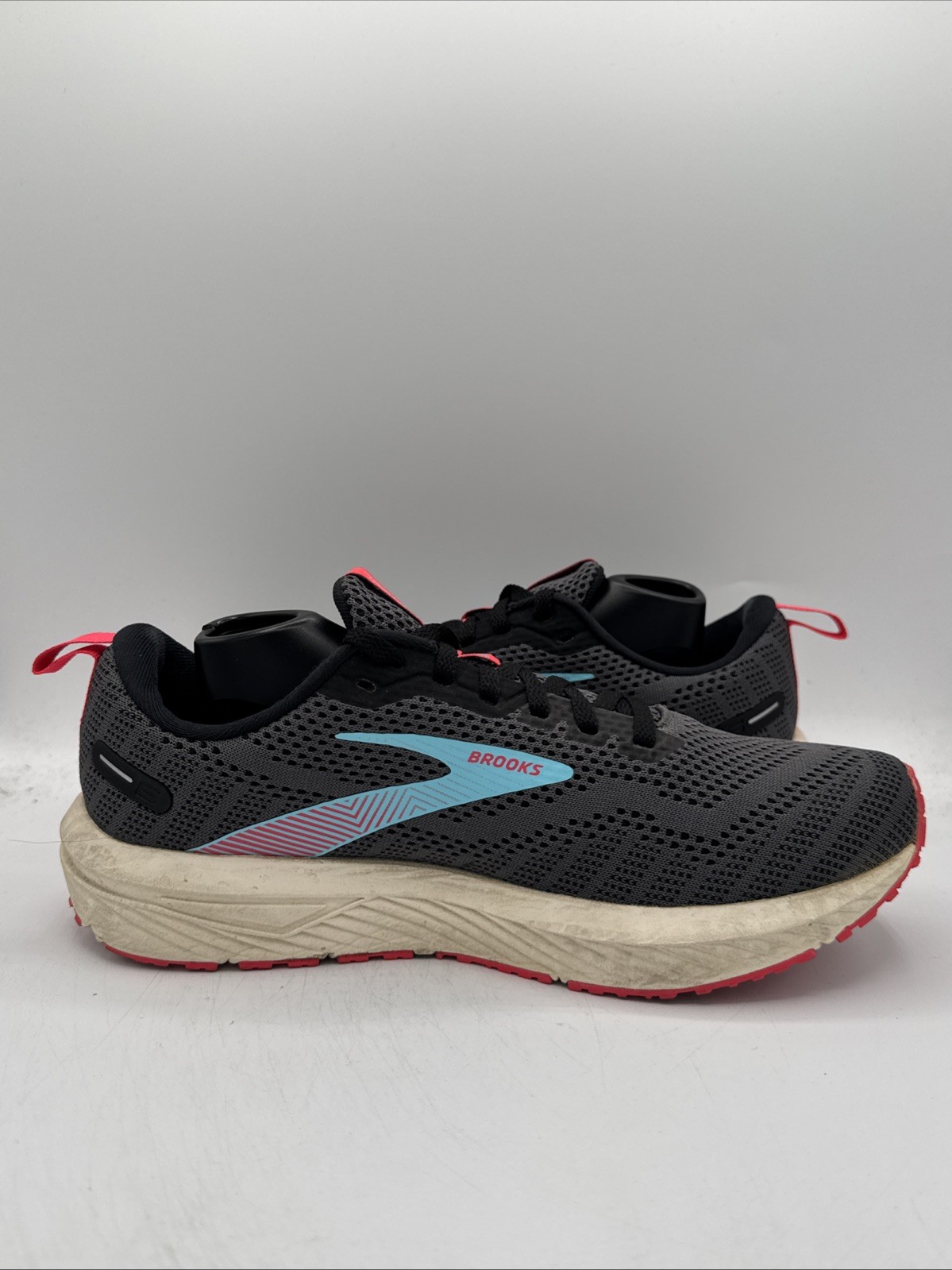 Brooks Women’s Revel 6 Energize Sneakers Black/Ebony/Bluefish Size 9M