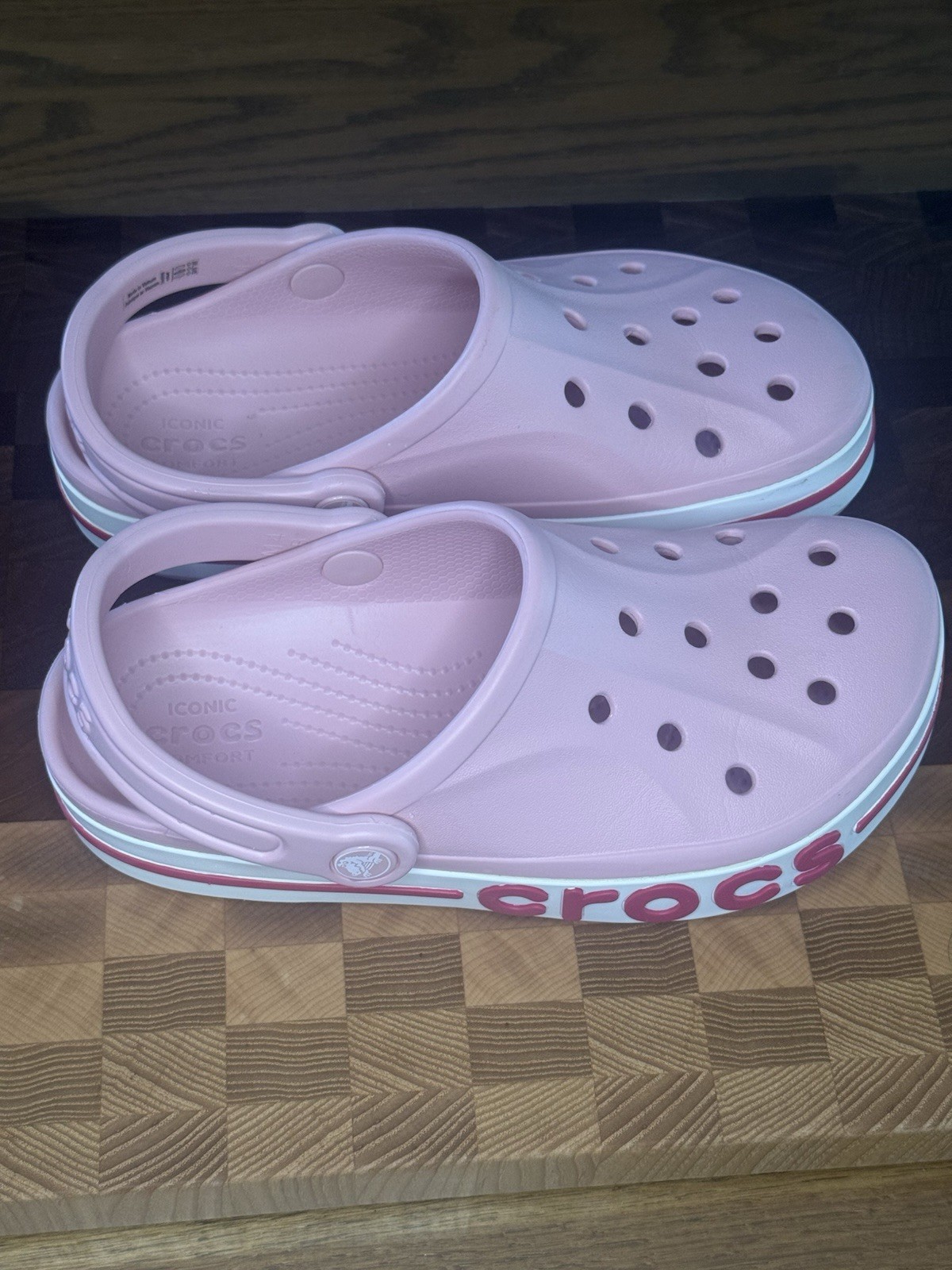 Crocs Crocband Classic Clogs Women’s Size 6 Pink Slip On Comfort Shoes EUC