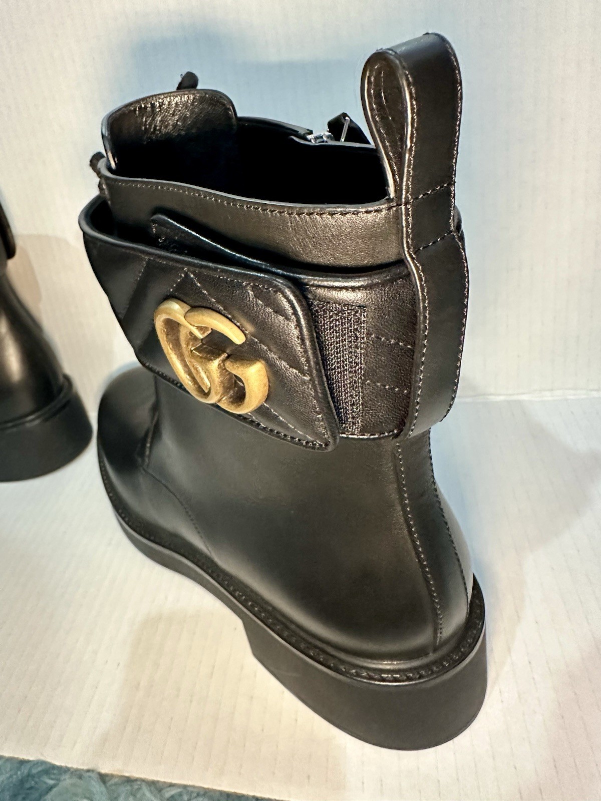 GUCCI Women’s Ankle Boot With Double G Size 40 Black Leather New No Box With Bag