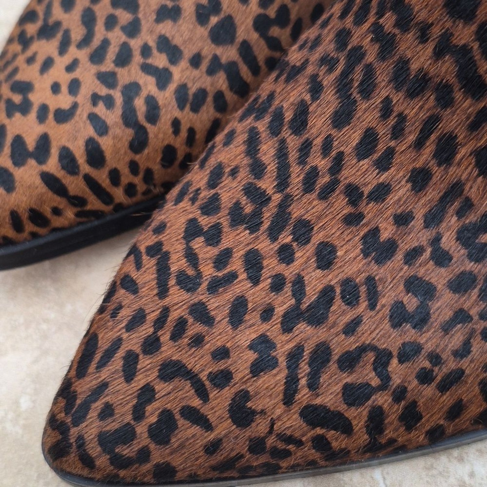 Sanctuary Revel, genuine Calf hair/fur, Animal Print, Booties Sz 8.5