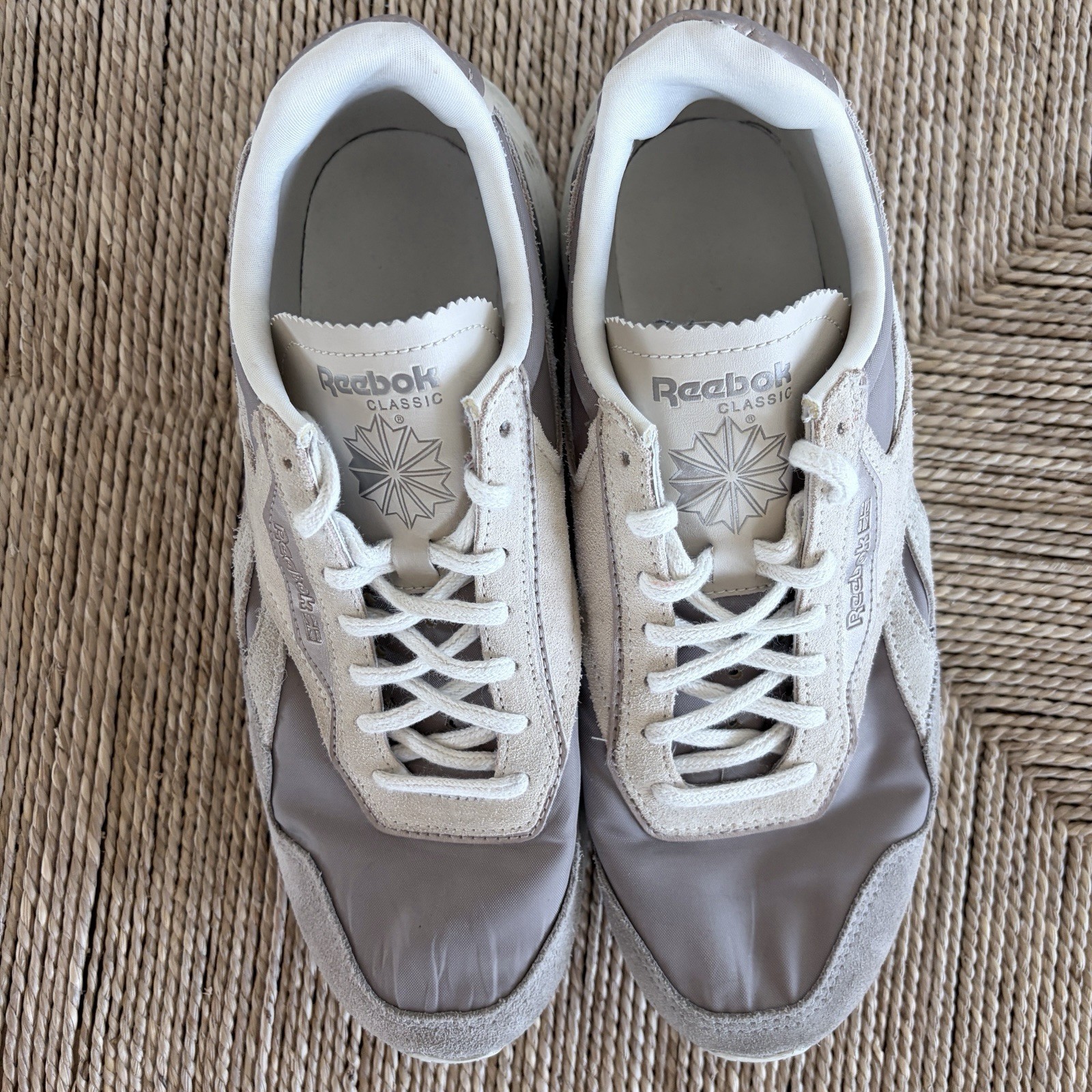 Reebok Womens Sz 9 Classic Leather Legacy AZ Rose Gold Running Shoes GX4803