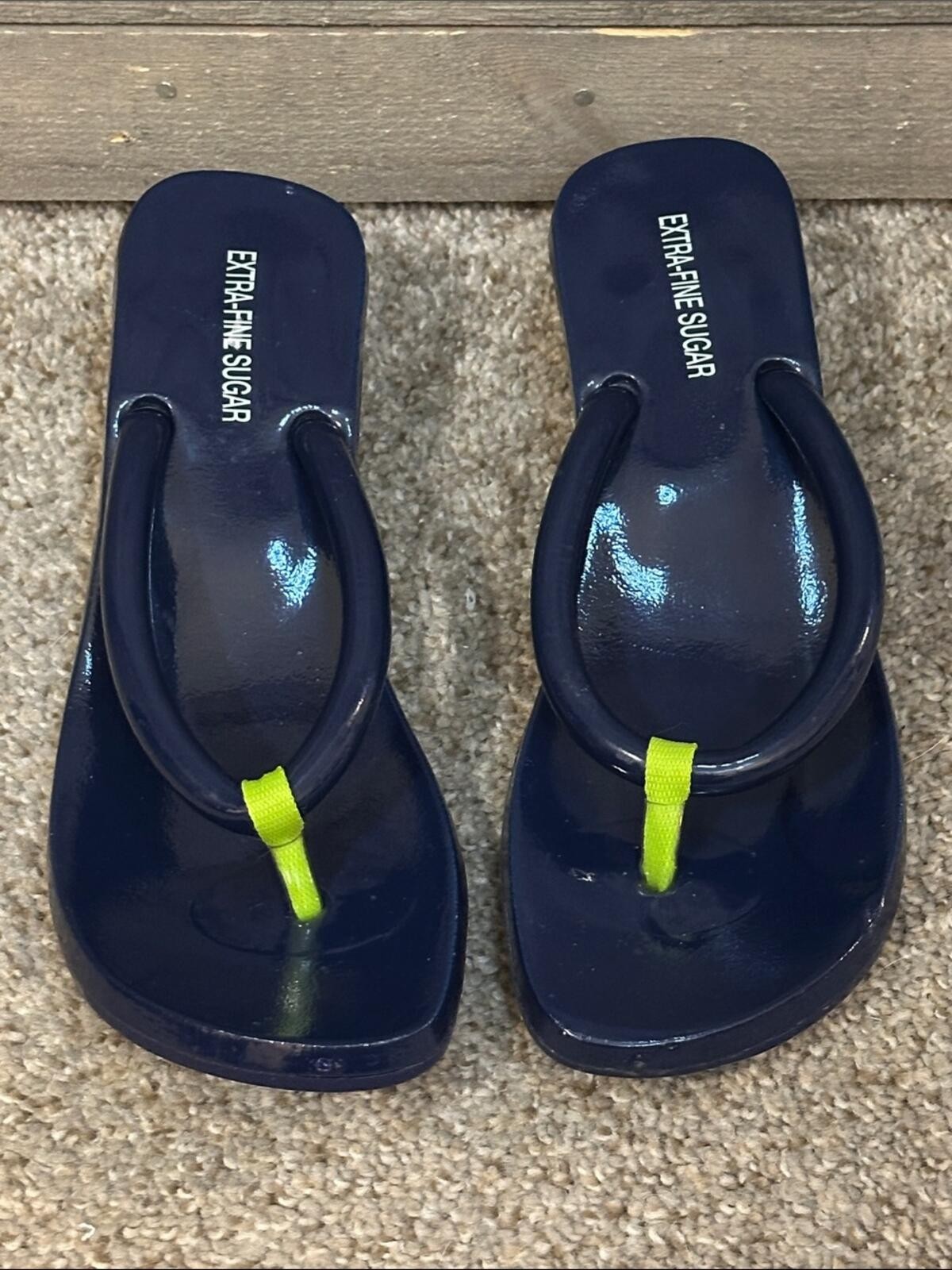 Y2K Extra-Fine Sugar Navy Blue Floatie Kitten Heel Thong Flip Flop Sandal Size 9