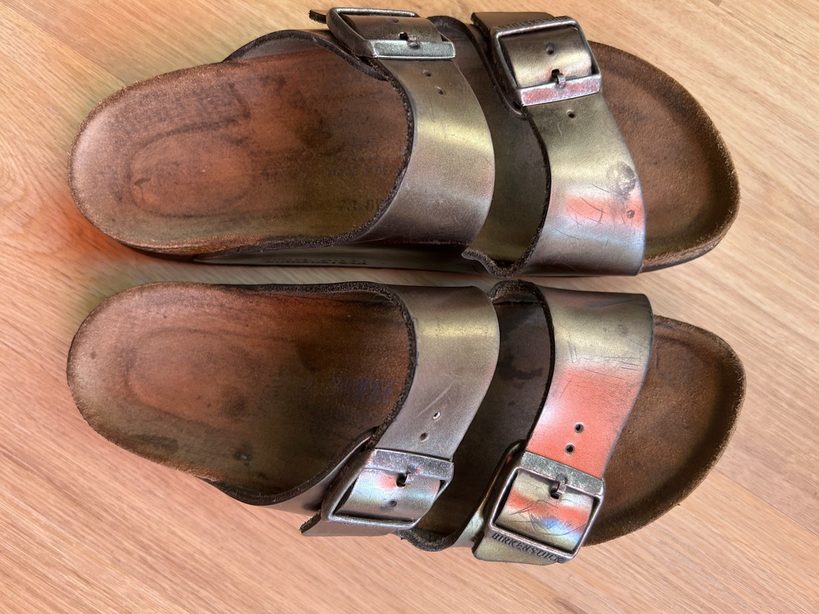 Birkenstock Arizona Women’s 7.5/38 Anthracite Metallic Leather 2-Strap