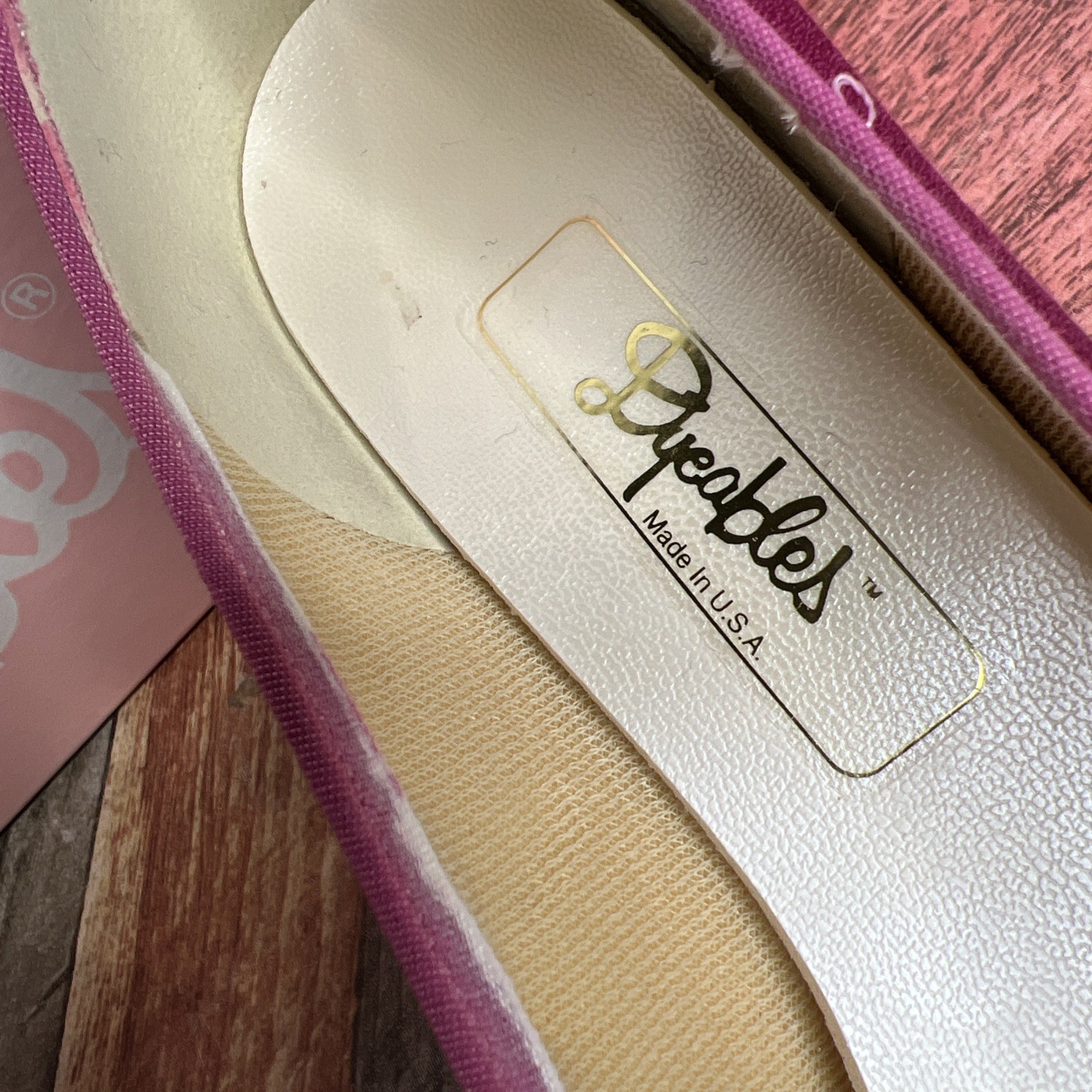 Vintage Dyeables Satin Heels Shoes Size 7.5 AA LATEDATE LUXE Hot Pink 82507