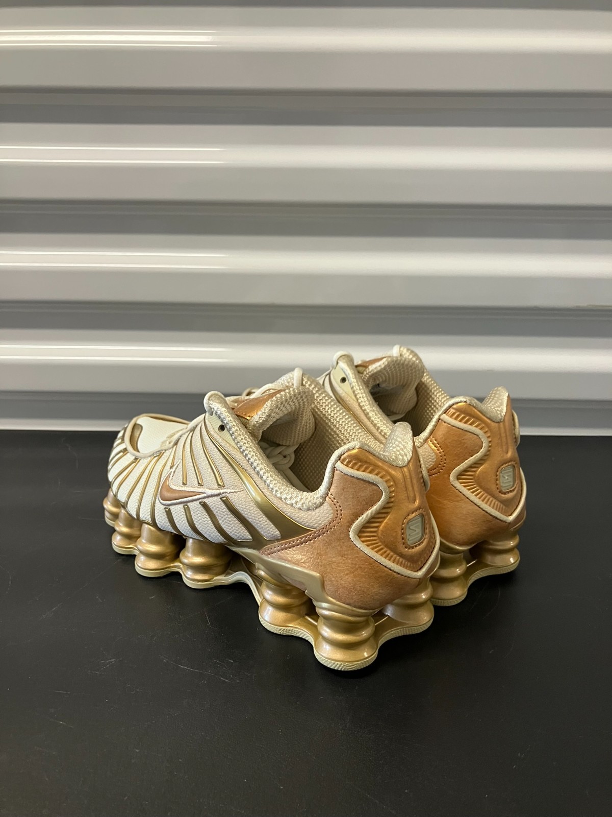 Women’s Nike Shox TL Coconut Milk Metallic Gold IM7189-113 nby