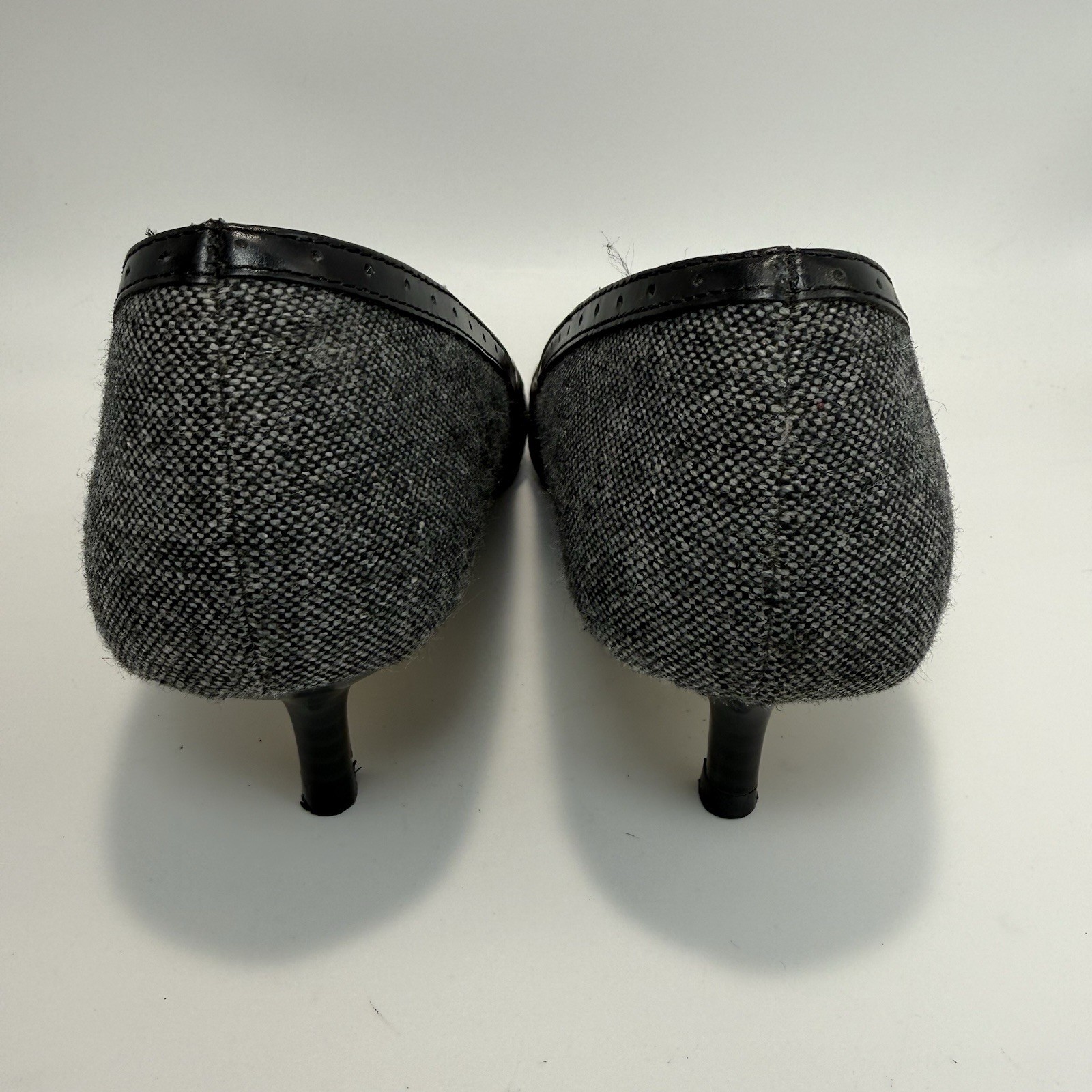 Isaac Mizrahi For Target Women’s Kitten Heels Size 8.5 Fabric/Leather Cap Toe