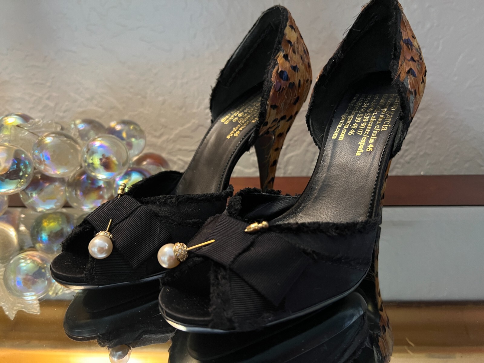 PEDRO GARCIA Black Satin Feathers & Pearl Brooch Womens Heels EU 36.5 US 6