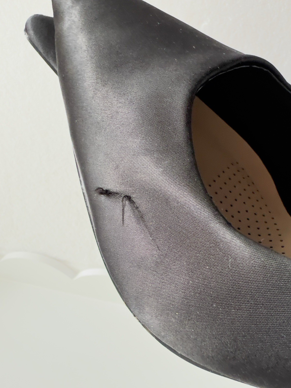 Azalea Wang Size 10 Snake Shoes Black Satin Stilleto