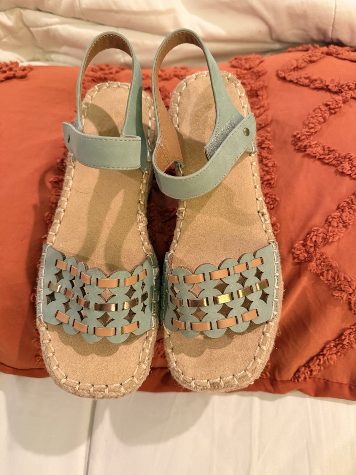 womens sandals